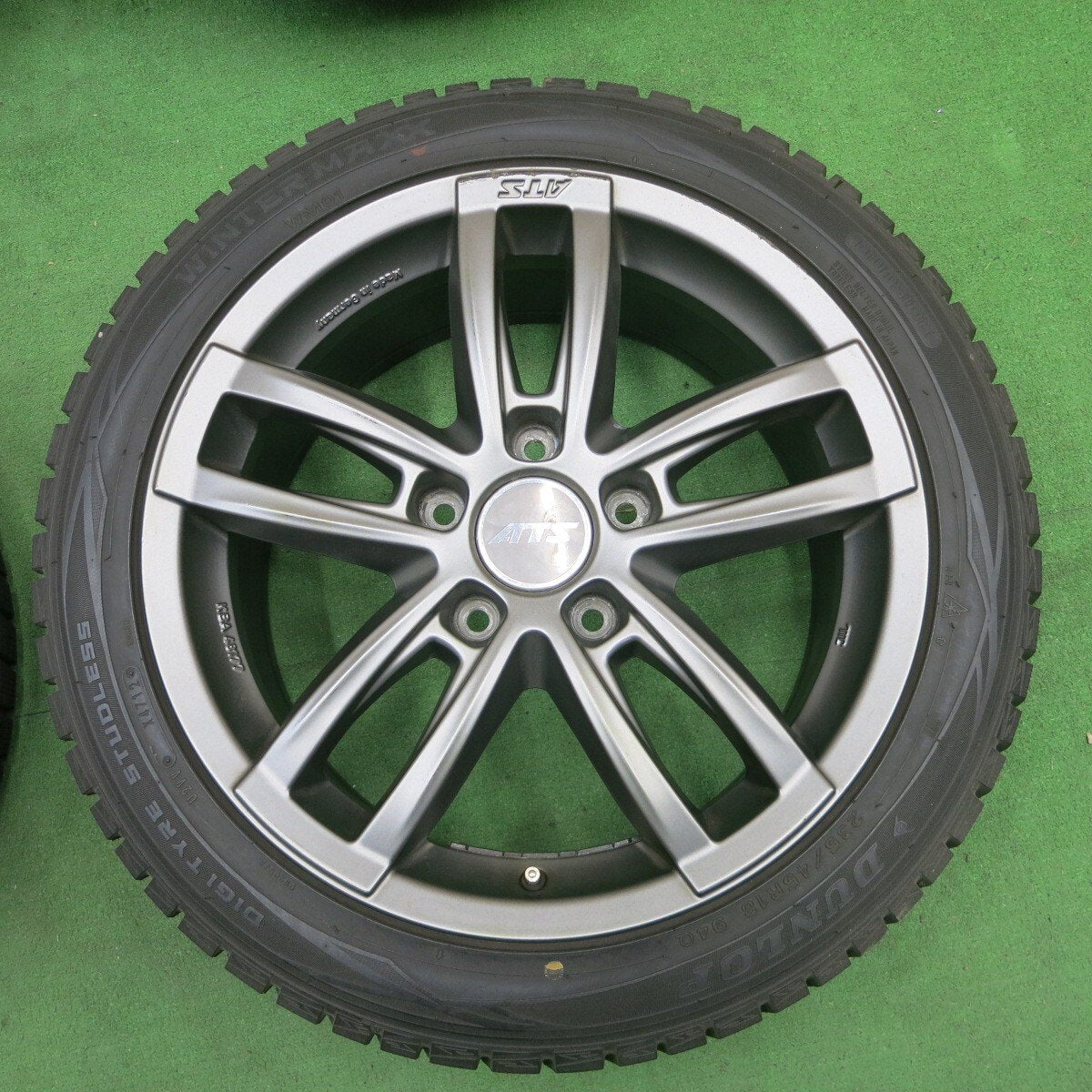 バリ溝！9分★ポルシェ 等 ATS 235/45R18 スタッドレス ダンロップ ウインターマックス WM01 18インチ PCD130/5H★4061801ナス