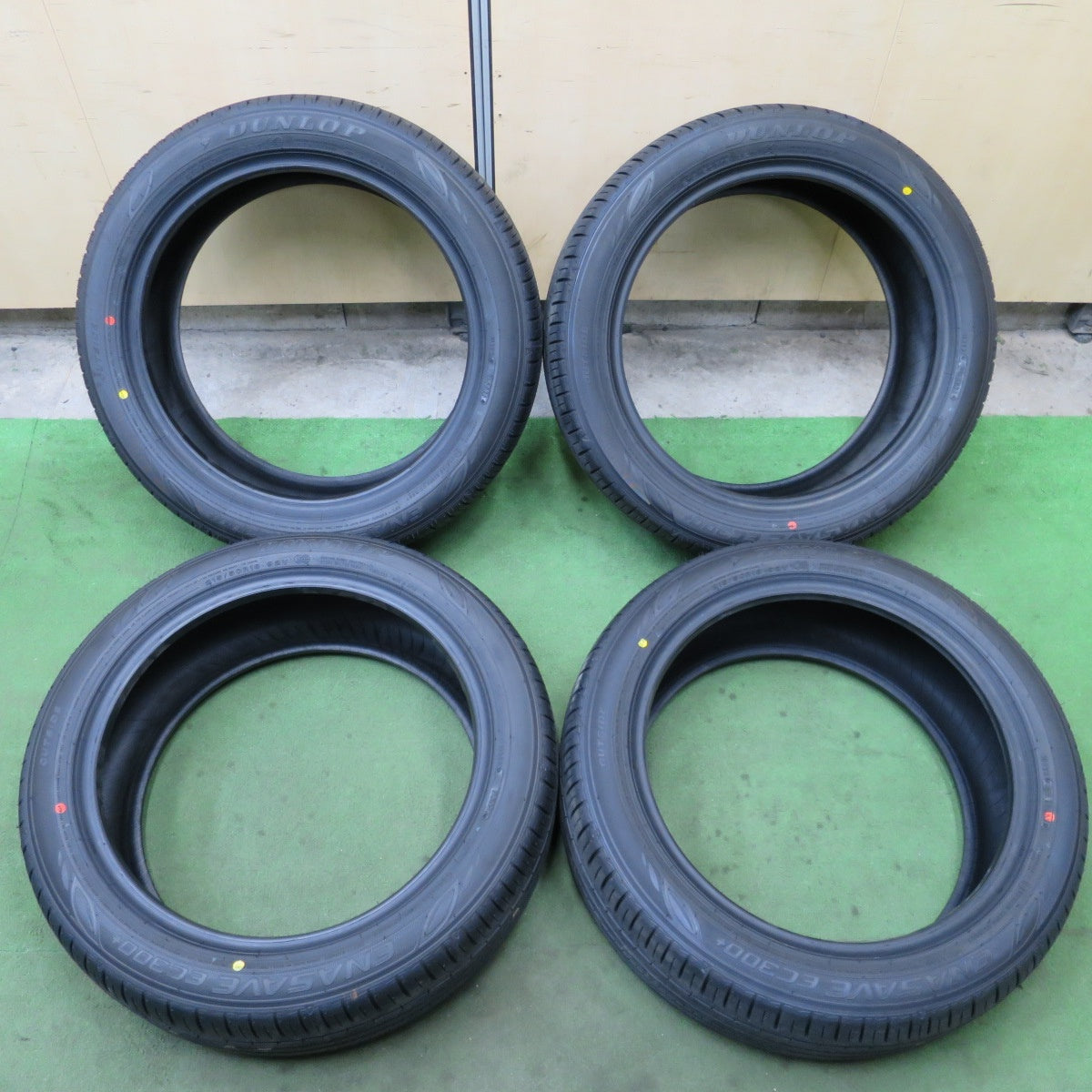 新車外し！25年★215/50R18 ダンロップ エナセーブ EC300+ タイヤ 18インチ ヤリスクロス CX-3 等★6031302NGノタ