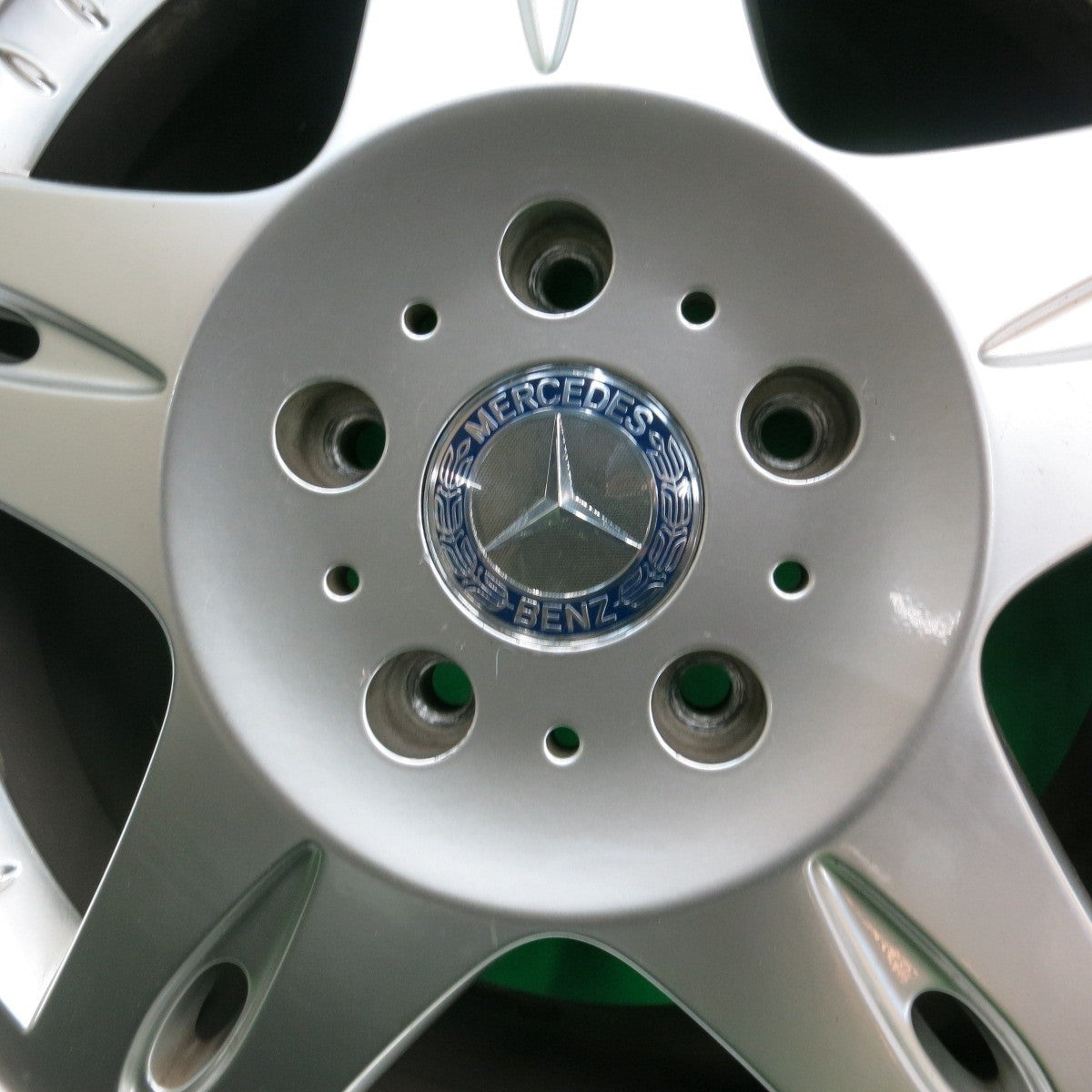 バリ溝！9.5分★ベンツ Gクラス ゲレンデ W463 純正 265/60R18 スタッドレス ダンロップ グラントレック SJ7 18インチ PCD130/5H★4051403ナス