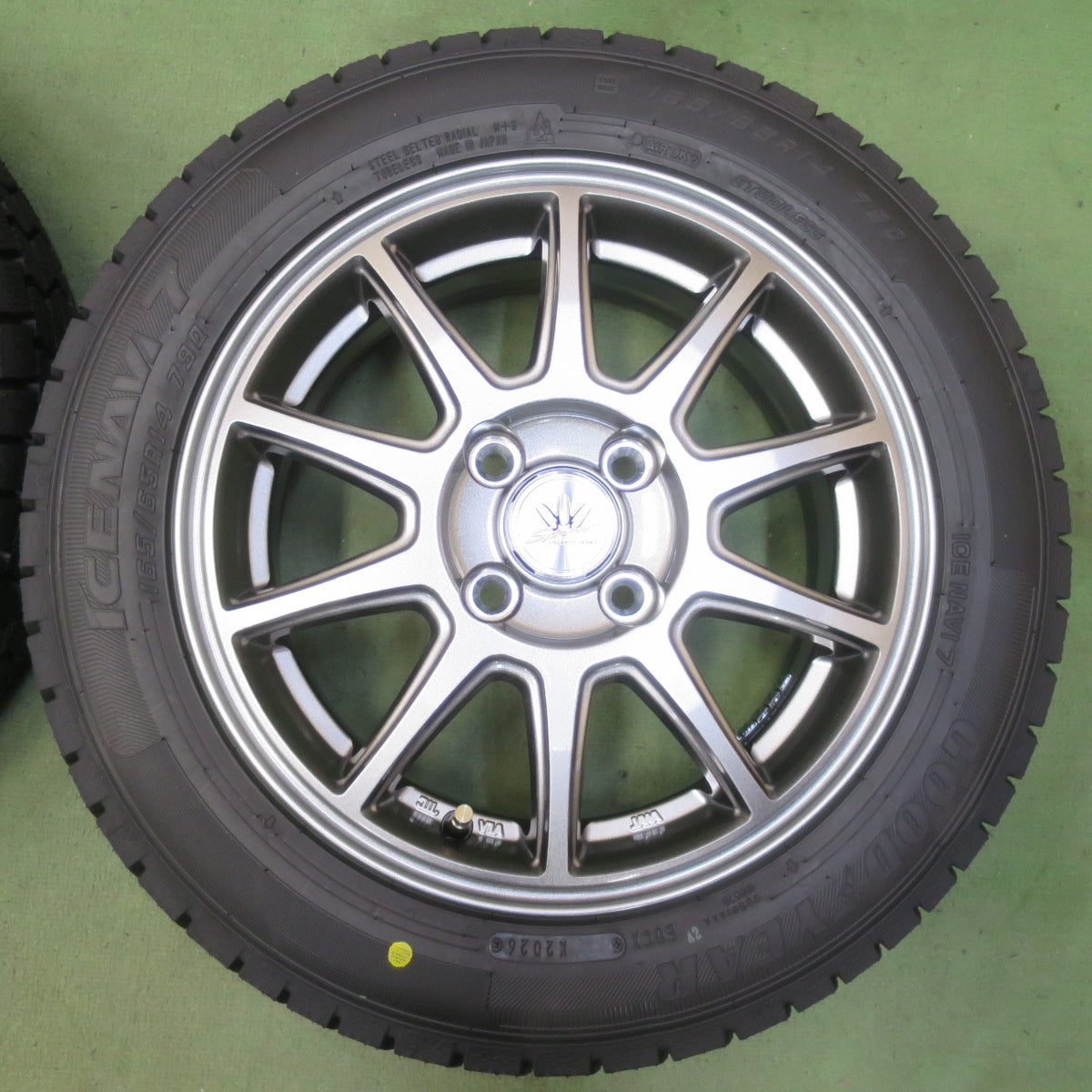 未使用！26年◎LOXARNY SPORT 165/65R14 スタッドレス グッドイヤー アイスナビ7 ロクサーニ スポーツ 14インチ PCD100/4H◎6062004イス