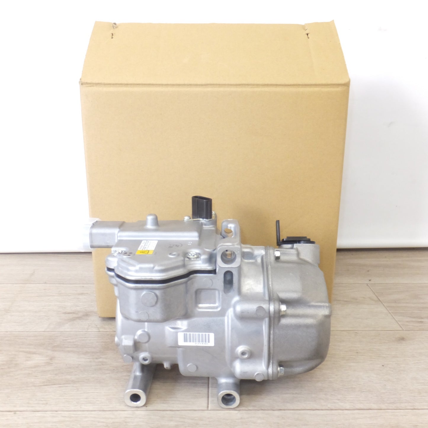 [送料無料] 未使用★デンソー製 トヨタ TOYOTA 純正 プリウス DAA-ZVW30 エアコン コンプレッサー 042200-1320 88370-47062★