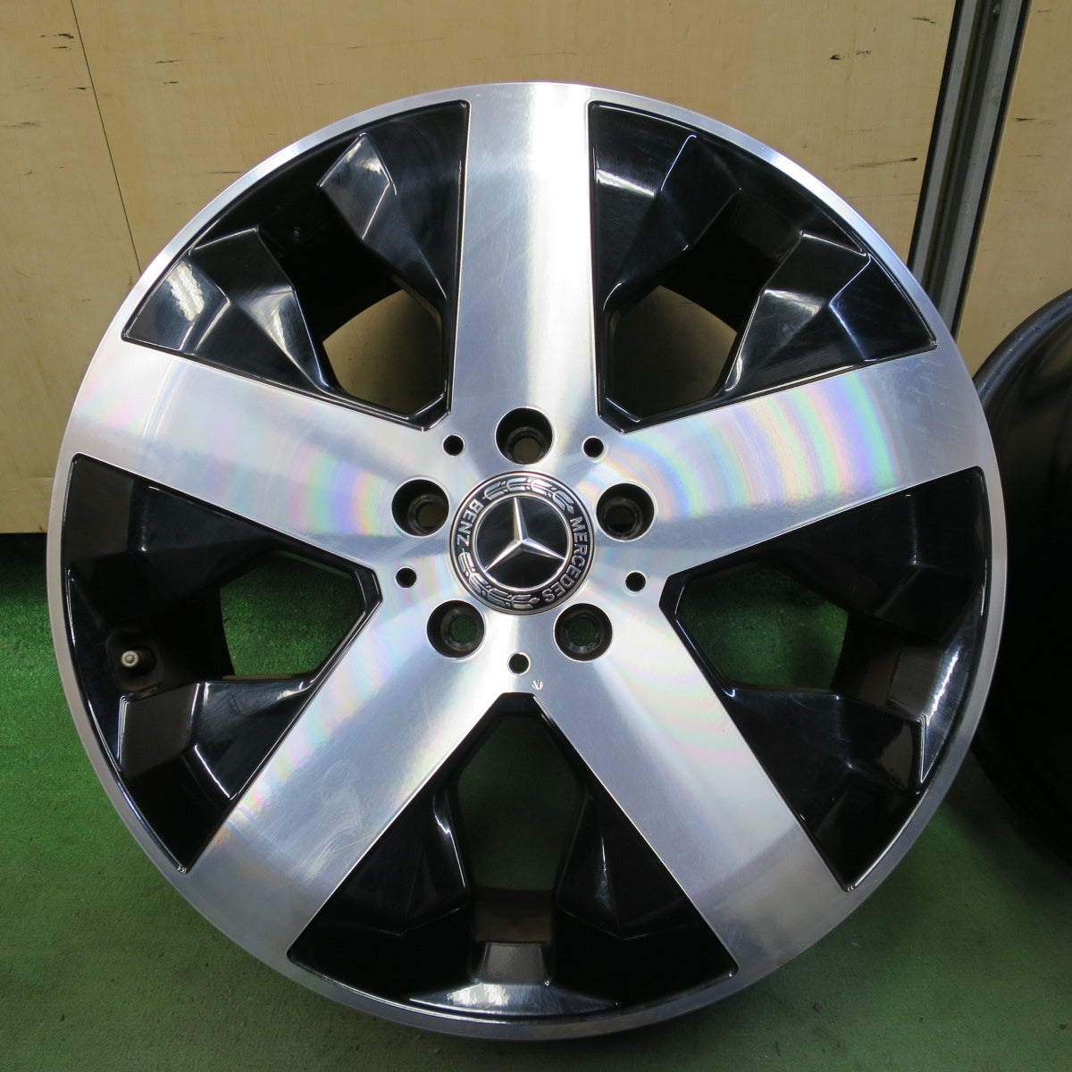 キレイ★ベンツ X247 GLBクラス 純正 ホイール 18インチ 18×7.5J A2474012800 PCD112/5H★6071502NGホ