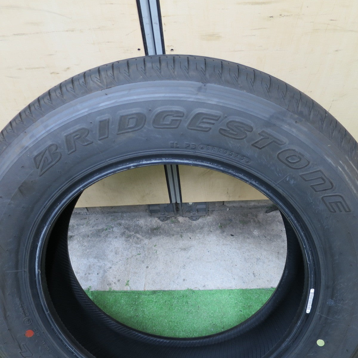 バリ溝！25年！9.5分！1本★ジムニー 等 175/80R16 ブリヂストン デューラー H/L 852 DUELER 16インチ タイヤ★6051302NGノタ