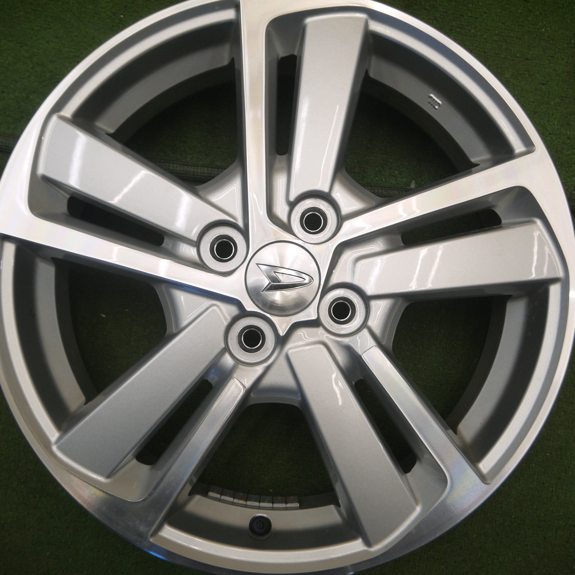 送料無料* 新車外し☆ダイハツ コペン 純正 ホイール 16インチ 16×4.5J 送料無料* 新車外し☆ダイハツ コペン 純正 ホイール 16インチ 16×4.5J