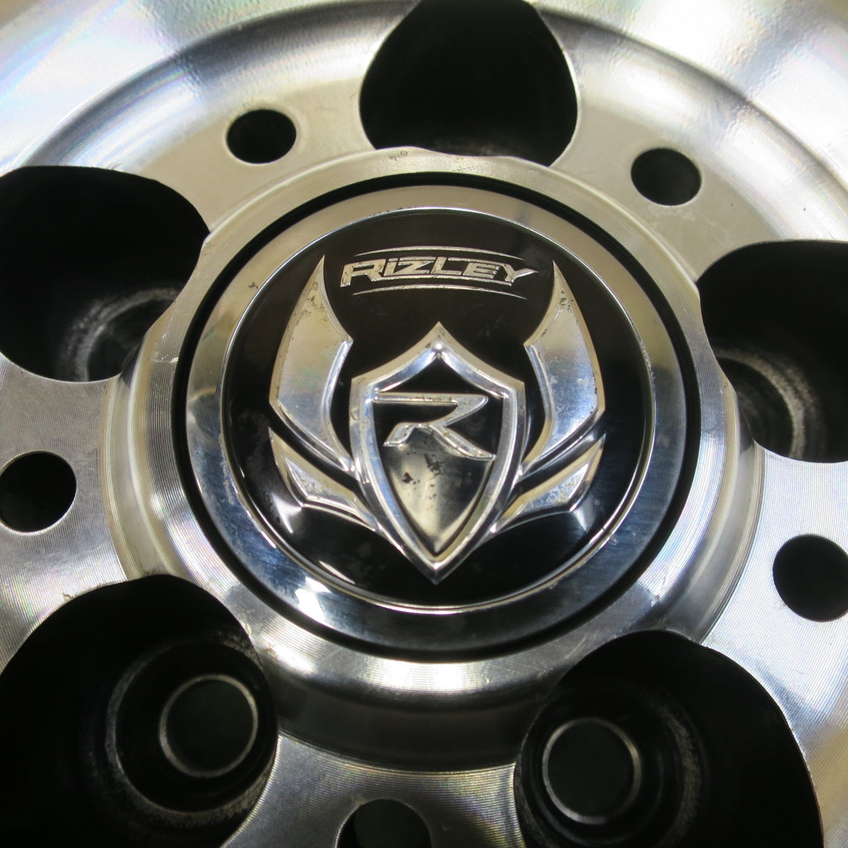 4本価格★シエンタ 等 185/60R15 スタッドレス ブリヂストン ブリザック VRX RiZLEY ライツレー 15インチ PCD100/5H★5100705イス