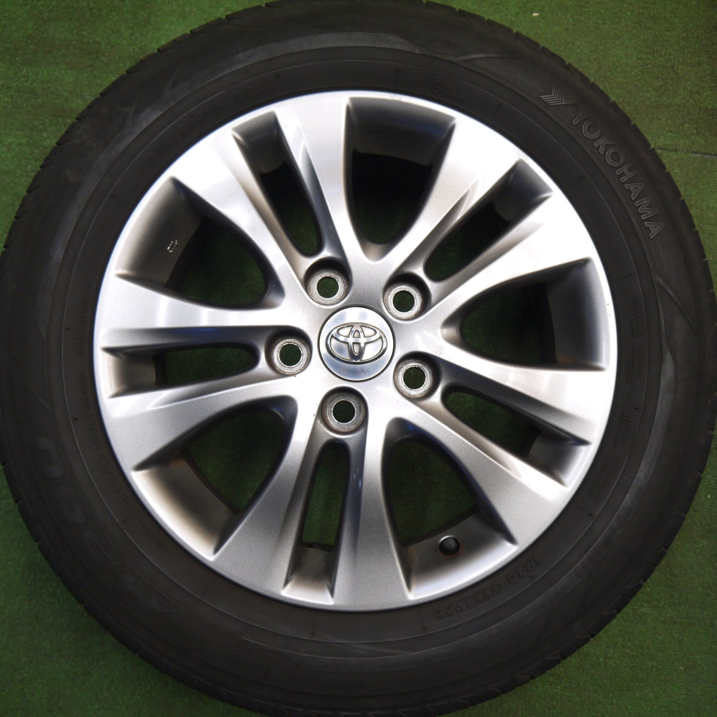 4本価格！22年★トヨタ 70系 ノア ヴォクシー 純正 205/60R16 ヨコハマ A580 16インチ PCD114.3/5H★6031007Hノ