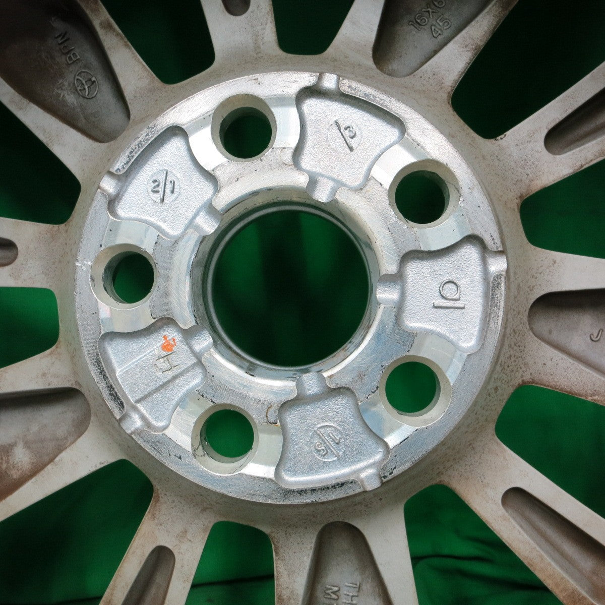 *送料無料* バリ溝！21年！9分★トヨタ ヤリスクロス 純正 205/65R16 ブリヂストン トランザ T005A 16インチ PCD114.3/5H★4052407ナノ