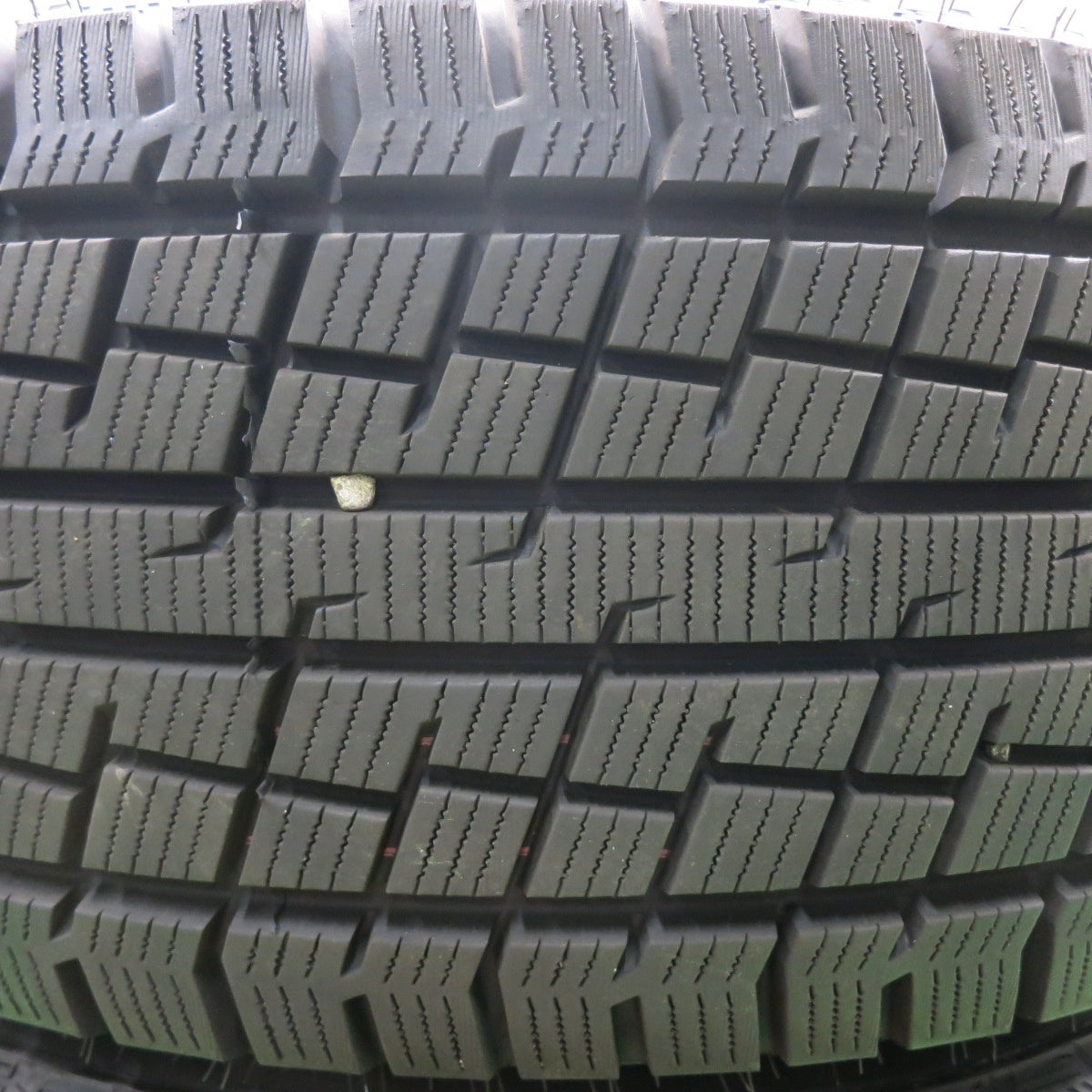[送料無料] バリ溝！22年！9.5分★スタッドレス 235/60R18 グリップマックス GRIP ICE X SUV STRANGER ストレンジャー 18インチ PCD114.3/5H★4101801HAス
