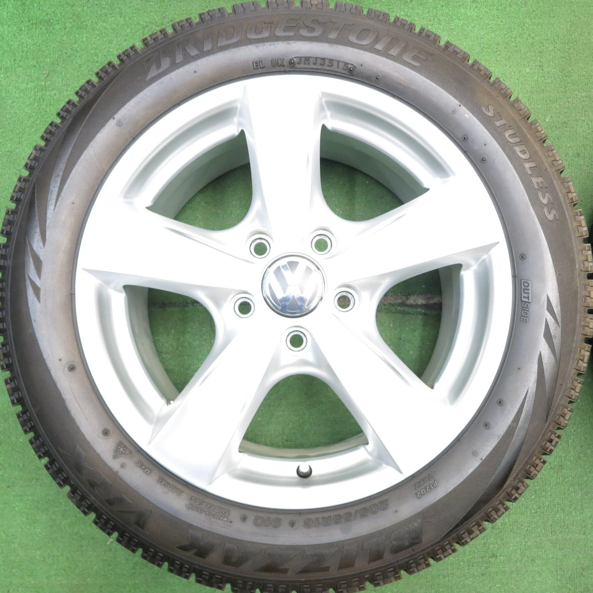バリ溝！9.5分★ワーゲン 等 AGA TARGA 205/55R16 スタッドレス ブリヂストン ブリザック VRX 16インチ PCD112/5H★5053002HAス