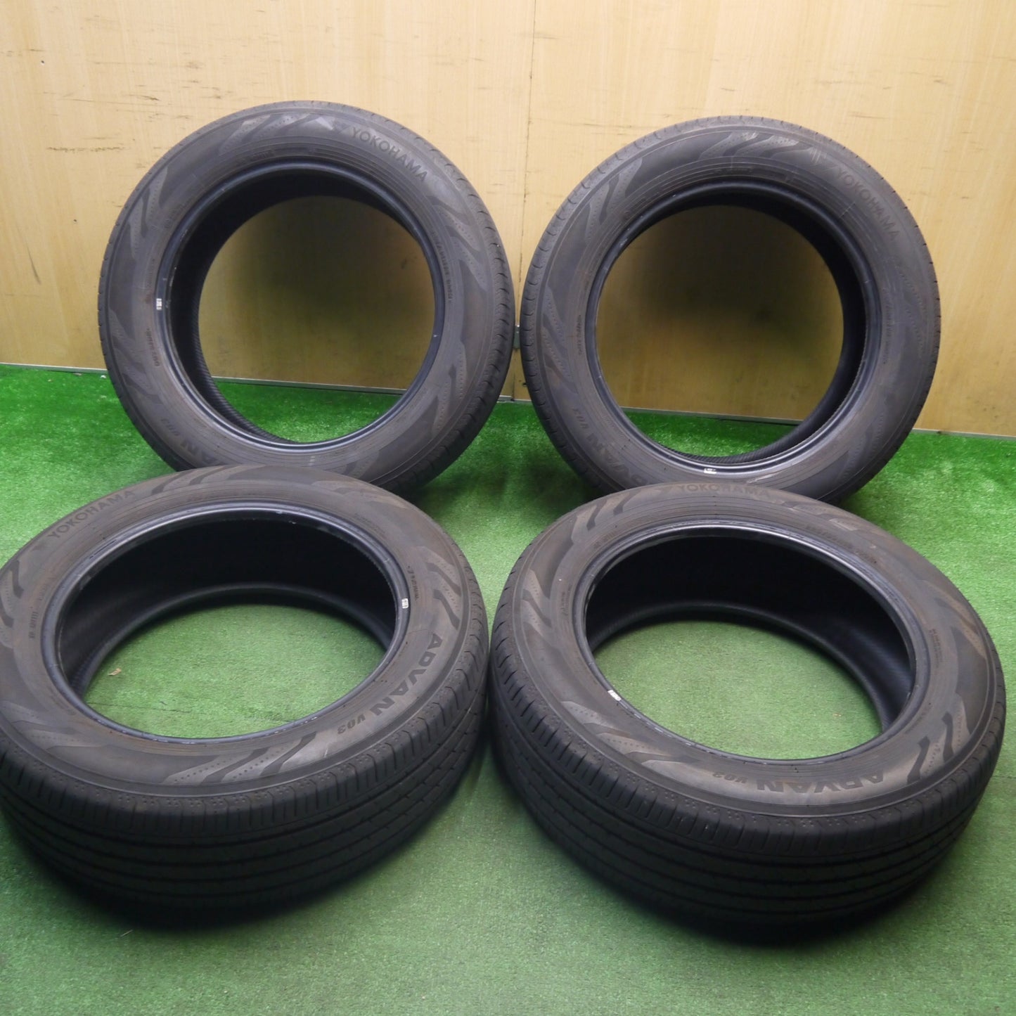 4本価格！24年★225/60R18 ヨコハマ アドバン V03 タイヤ 18インチ 40系 アルファード ヴェルファイア 等★6010902Hノタ