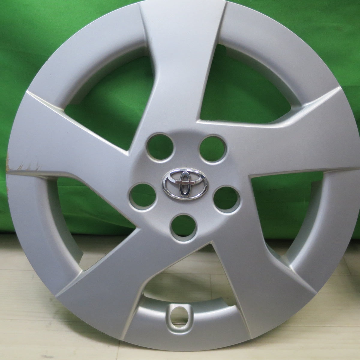 [送料無料] 4枚価格☆トヨタ 30系 プリウス 純正 ホイール キャップ カバー 15インチ TOYOTA☆