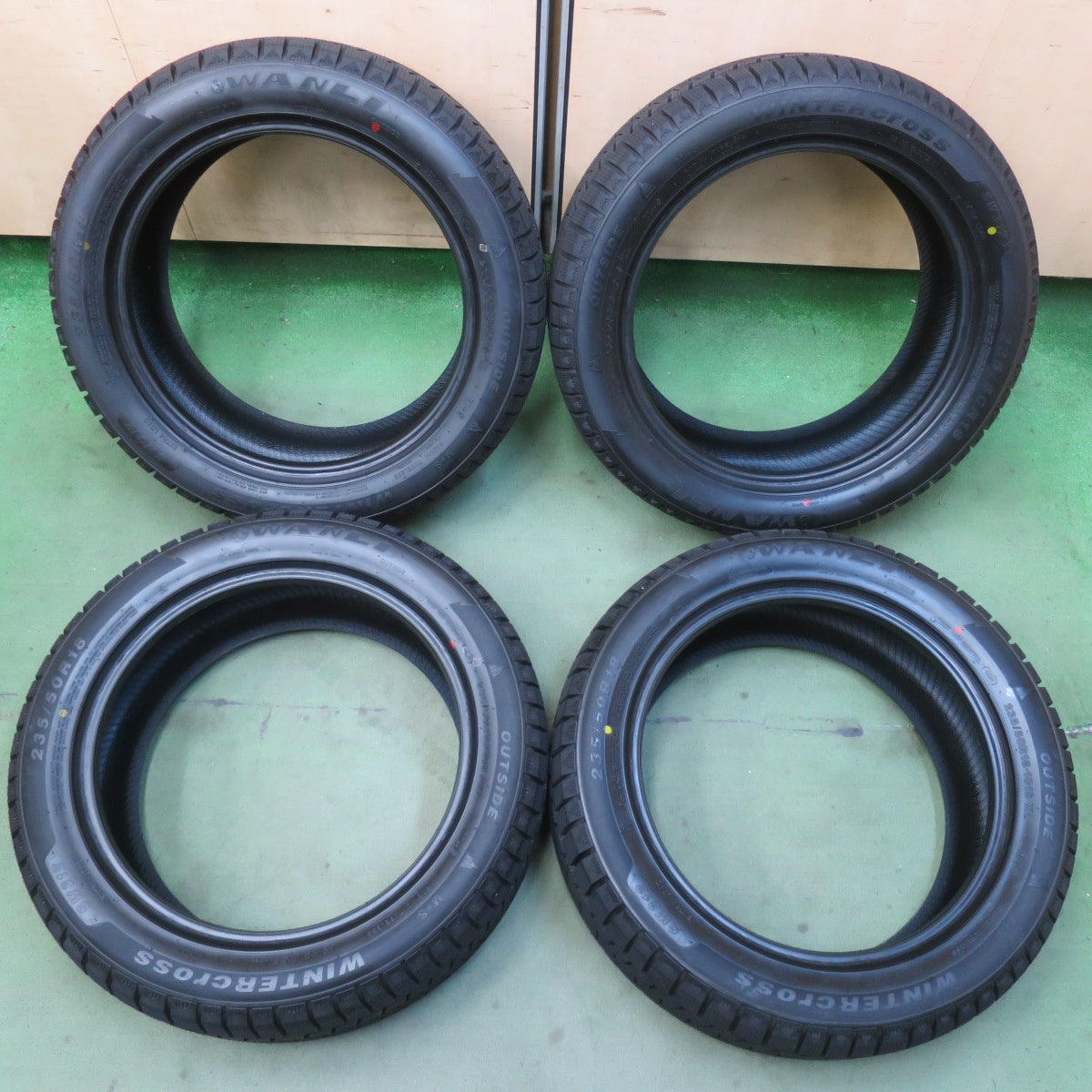 ほぼ未使用！25年◎スタッドレス 235/50R18 ワンリ WINTERCross SW312 タイヤ 18インチ アルファード ヴェルファイア 等◎6092901イスタ