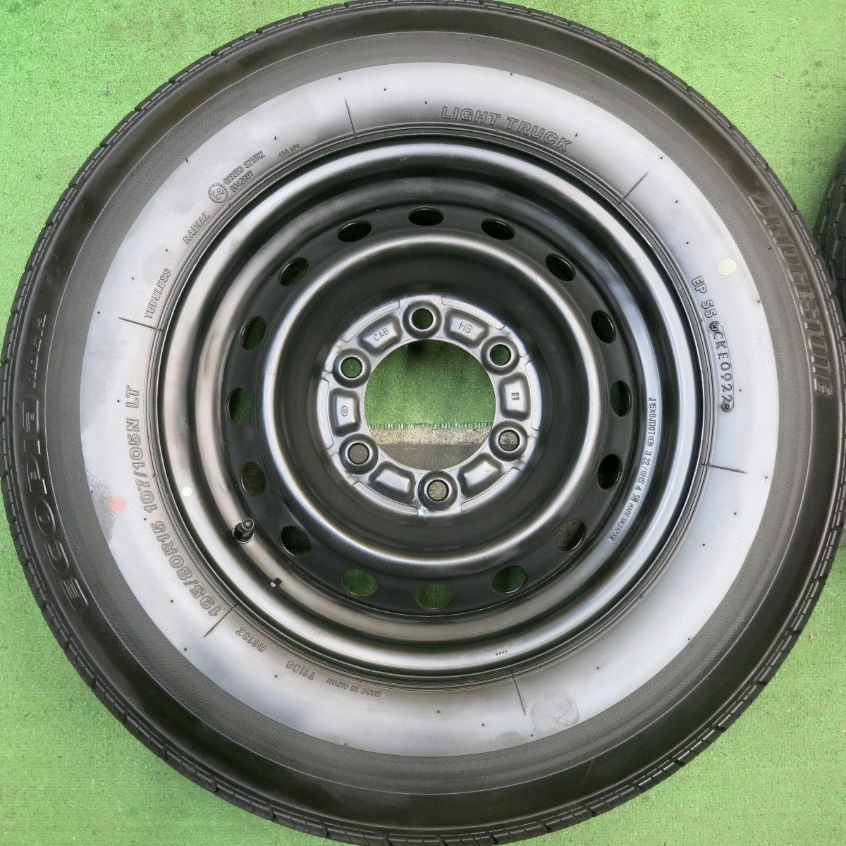 新車外し！22年★トヨタ ハイエース 純正 スチール 195/80R15 107/105N ブリヂストン エコピア RD613 15インチ PCD139.7/6H★5092104HAノ