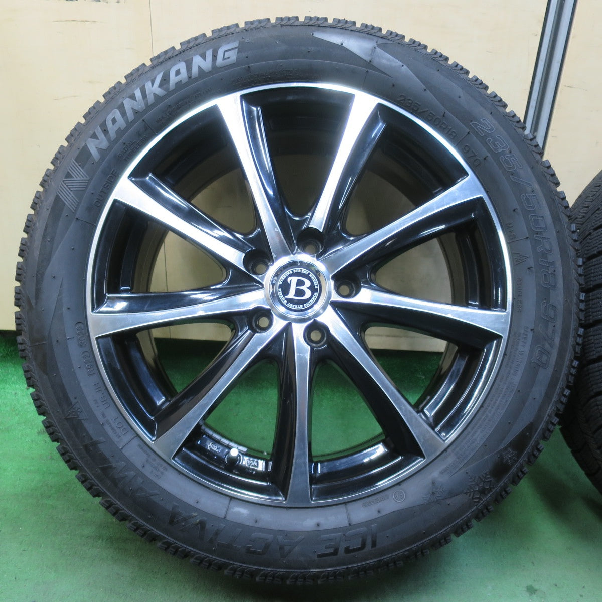 バリ溝！22年！9.5分以上★スタッドレス 235/50R18 ナンカン アイスアクティバ AW-1 WINNING STREET WHEELS 18インチ PCD114.3/5H★5122308イス
