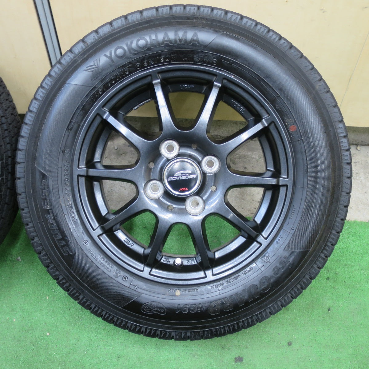 バリ溝！23年！キレイ！9.5分★スタッドレス 145/80R13 82/80N ヨコハマ アイスガード iG91 SCHNEIDER MiD シュナイダー 13インチ PCD100/4H★5112505TTス