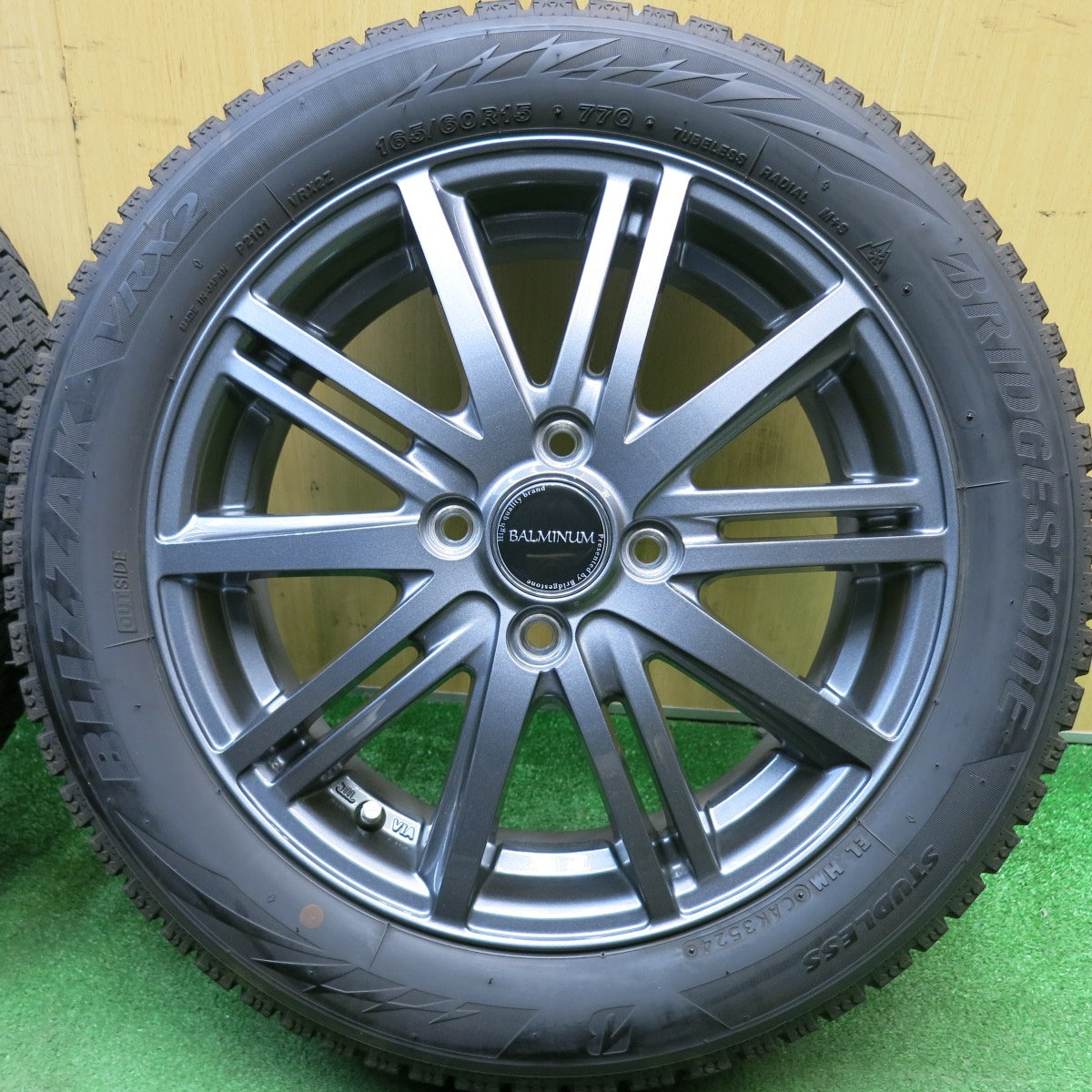 バリ溝！24年！キレイ！9分★スタッドレス 165/60R15 ブリヂストン ブリザック VRX2 BALMINUM BR10 バルミナ 15インチ 軽サイズ ハスラー 等 PCD100/4H★6032811HAス