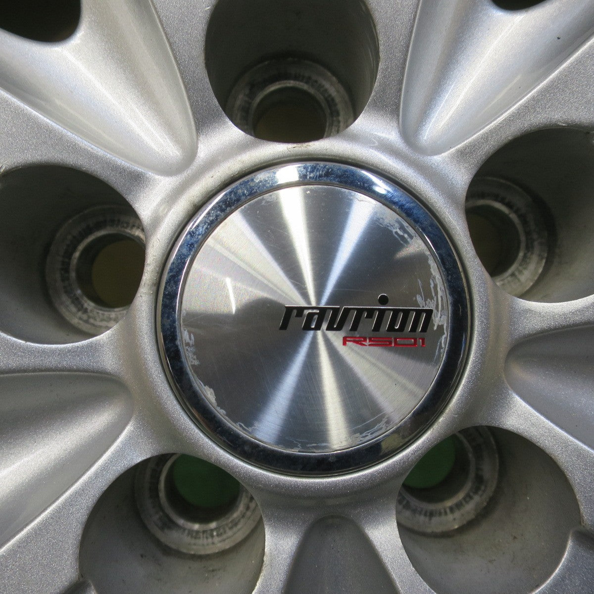 バリ溝！25年！キレイ！ほぼ10分◎プリウス 等 195/65R15 スタッドレス ダンロップ ウインターマックス WM02 ravrion RS01 ラブリオン 15インチ PCD100/5H◎6070803イス