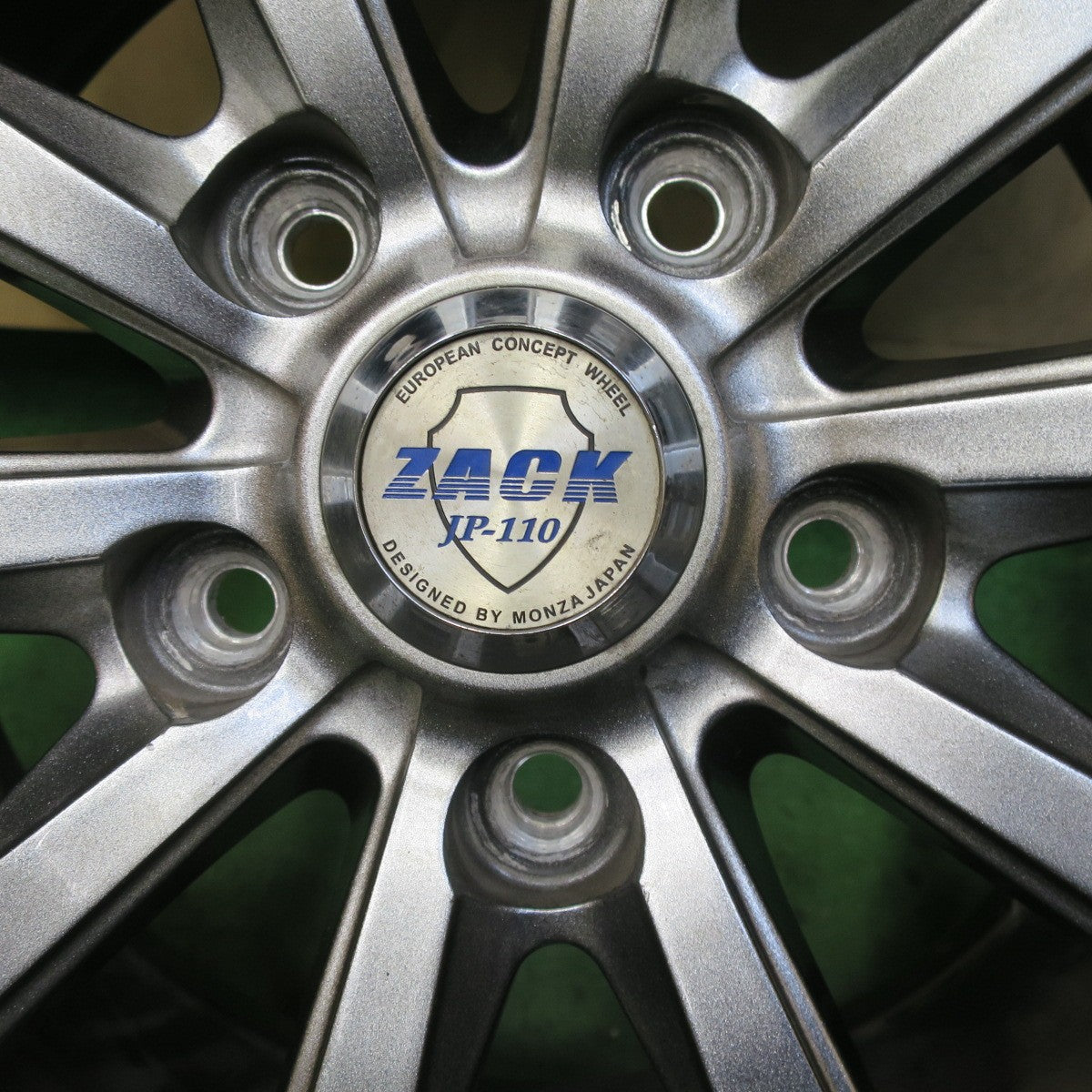 キレイ★スタッドレス 215/65R16 トーヨー ウインター トランパス MK4α ZACK JP-110 MONZA ザック 16インチ PCD114.3/5H★5071002TTス