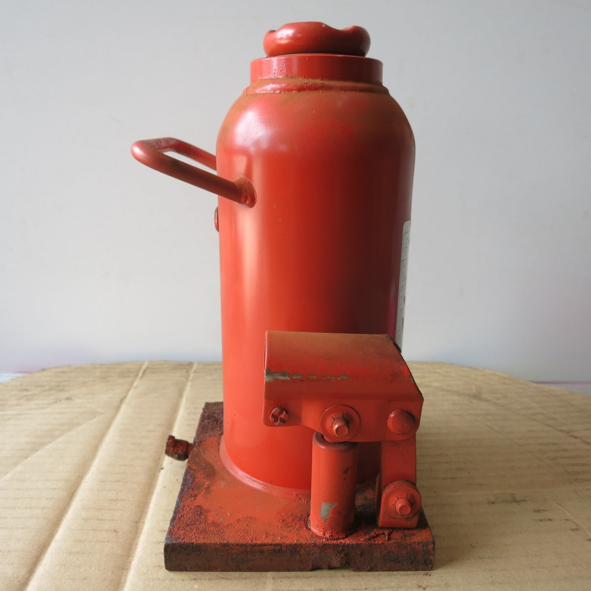 [送料無料] ◆マサダ 油圧 ジャッキ HP-15N 工具 15TON 15ton 15トン 15000kg 油圧式 オイル だるま ダルマ 車載 自動車 点検 整備⑦◆