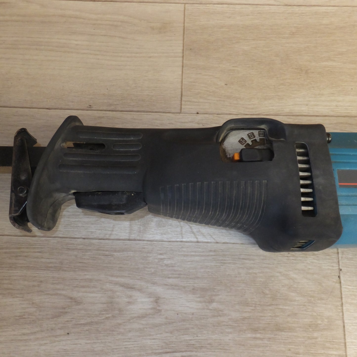 [送料無料] ★マキタ makita レシプロソー JR3020　100V 10.7A 50-60Hz 1020W★