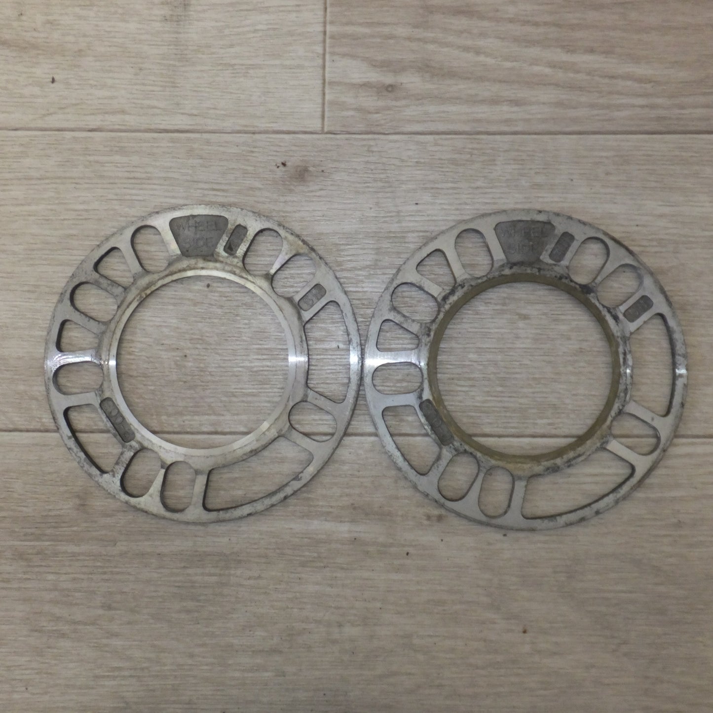 [送料無料] ★アールズ RRP ワイドトレッドスペーサー 15mm ブラック S32-402B ZC32S　SP60F51143-15-P1.25 Black 2枚★