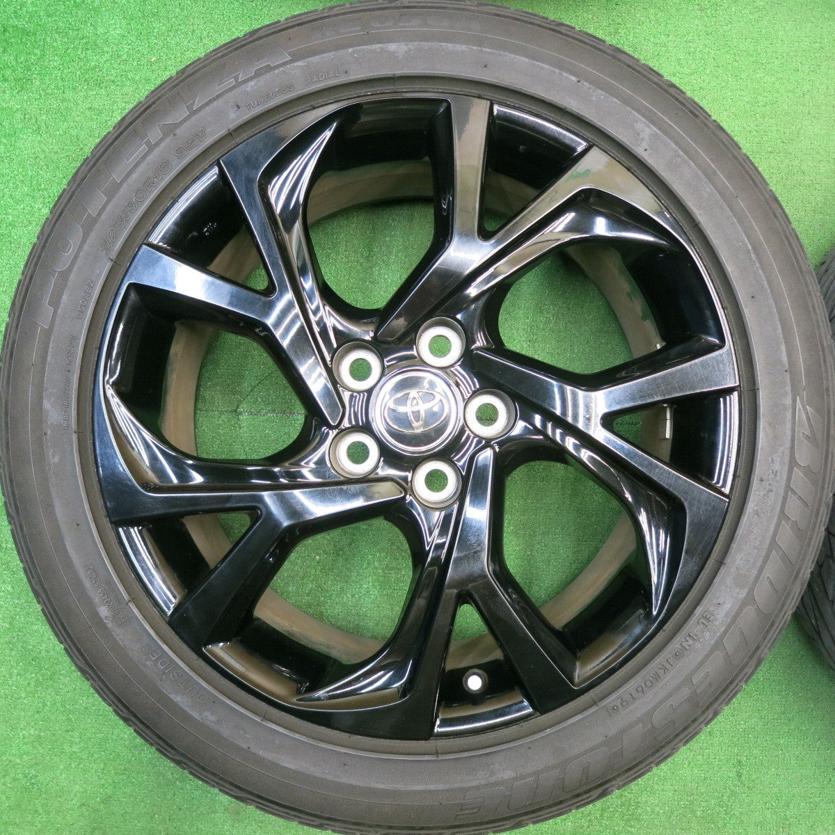 バリ溝！8.5分★トヨタ C-HR 特別仕様車 モードネロ 純正 225/50R18 ブリヂストン ポテンザ RE050A 18インチ CHR PCD114.3/5H★5042001TNノ