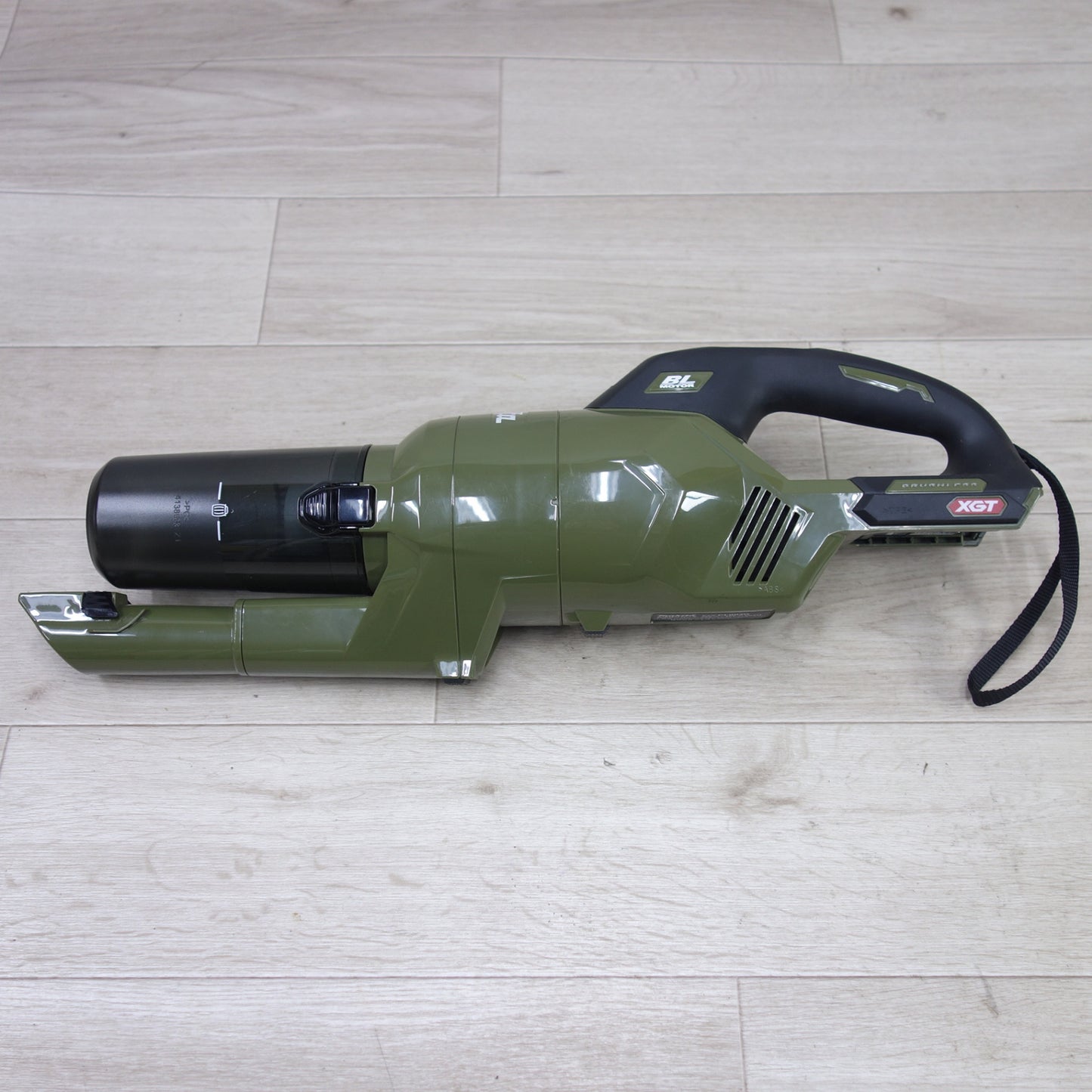 [送料無料] 美品◆マキタ 充電式 クリーナー CL003G コードレス 掃除機 36V 40V(max) 集塵機 集じん オリーブ Makita◆