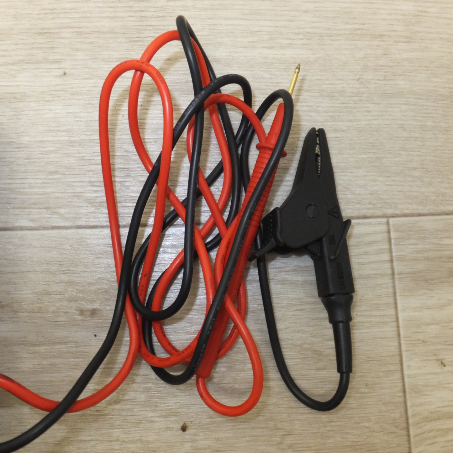 [送料無料] 美品★三和電気計器 SANWA 絶縁抵抗計 DM1008S　INSULATION RESISTANCE TESTER★