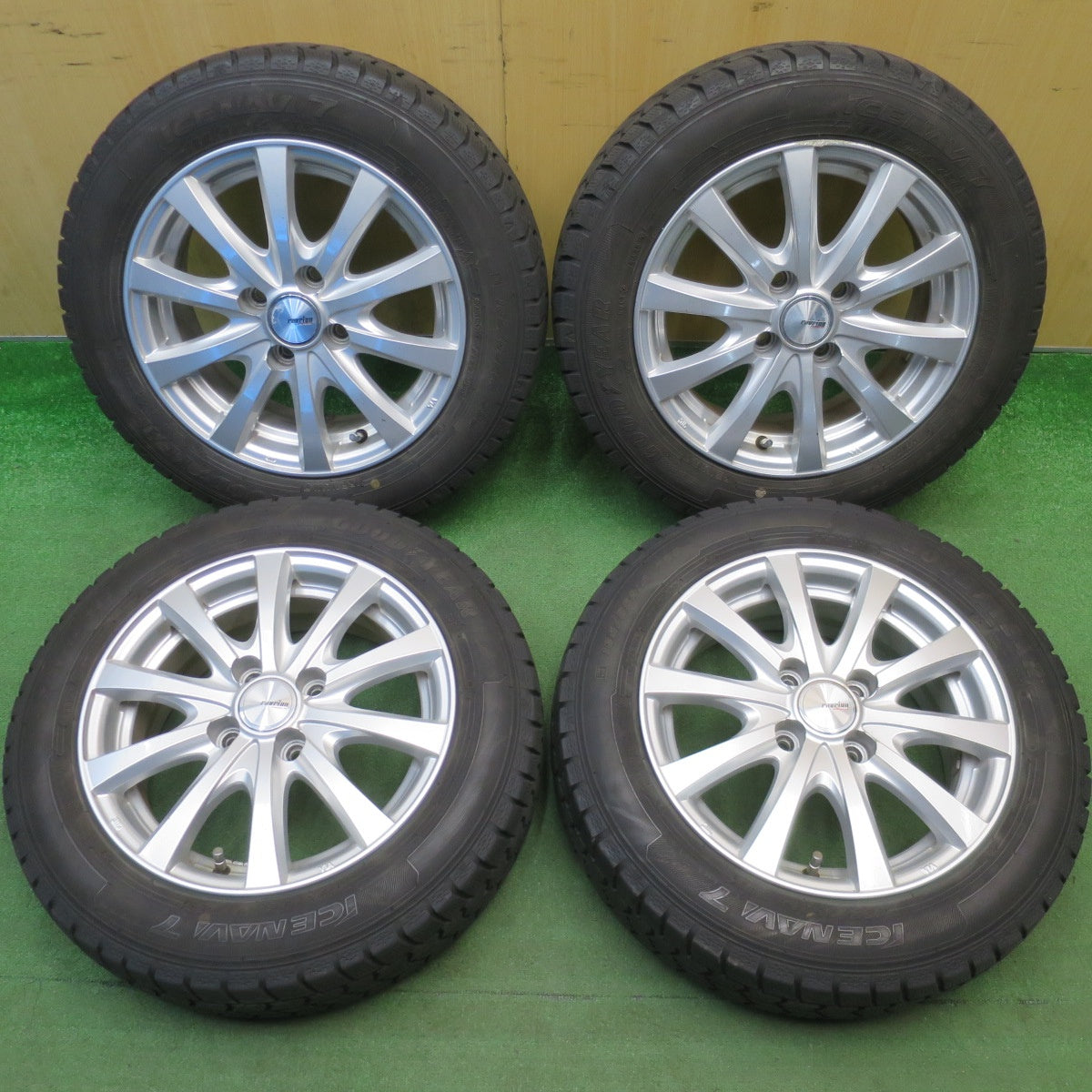 バリ溝！8.5分★スタッドレス 165/65R14 グッドイヤー アイスナビ7 ravrion RS01 ラブリオン 14インチ PCD100/4H★6032901NJス