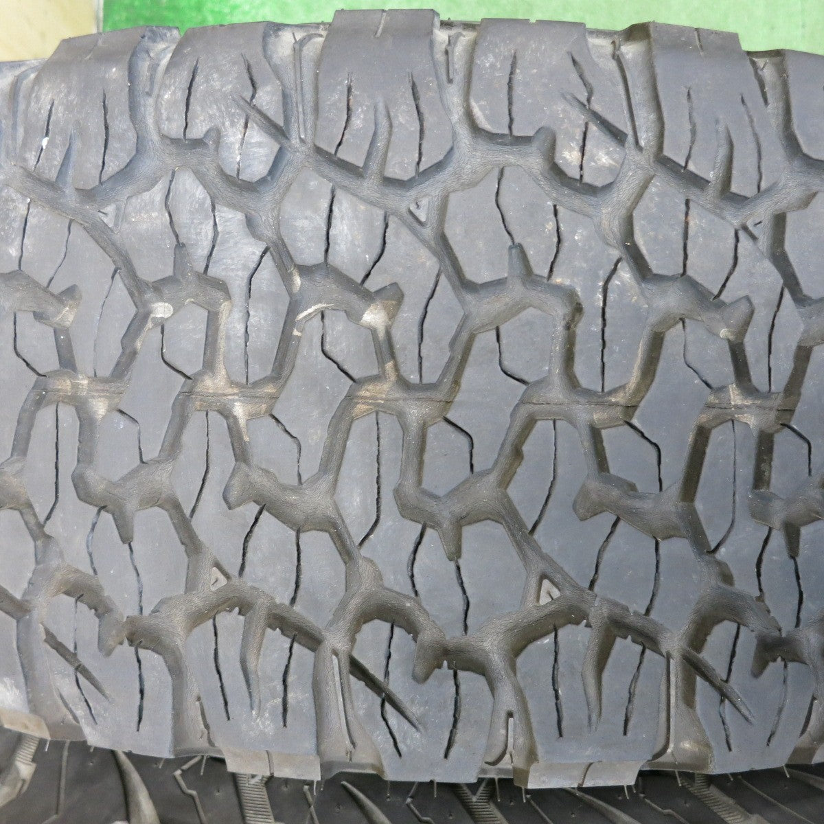 4本価格★265/70R17 121/118S BFグッドリッチ All-Terrain T/A KO2 ULTRA MOTORSPORTS ウルトラモータースポーツ 17インチ PCD139.7/6H★6053108HAノ