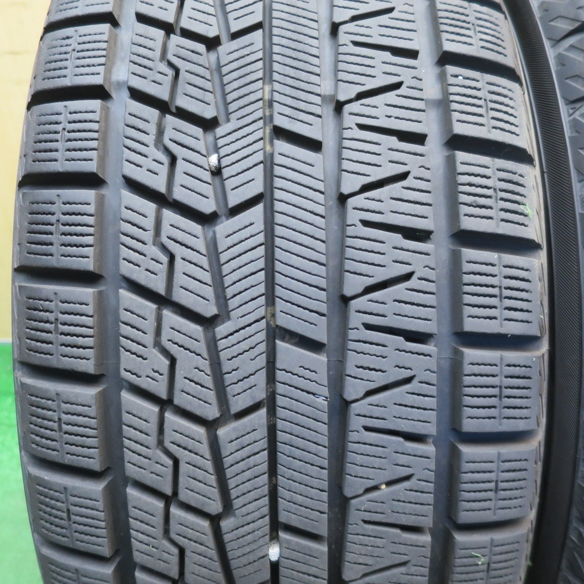 バリ溝！22年！9.5分★BMW 等 TECMAG Type 207R 235/55R17 スタッドレス ヨコハマ アイスガード iG70 テクマグ 17インチ PCD112/5H★6051801NJス