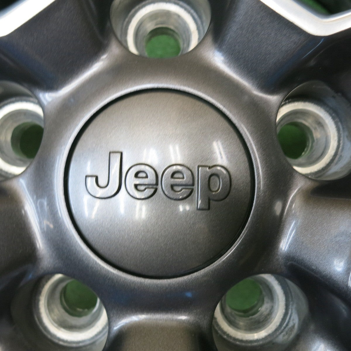 キレイ！5本★JEEP ジープ JL ラングラー アンリミテッド サハラ 純正 ホイール 18インチ 18×7.5J PCD127/5H★6072501HAホ