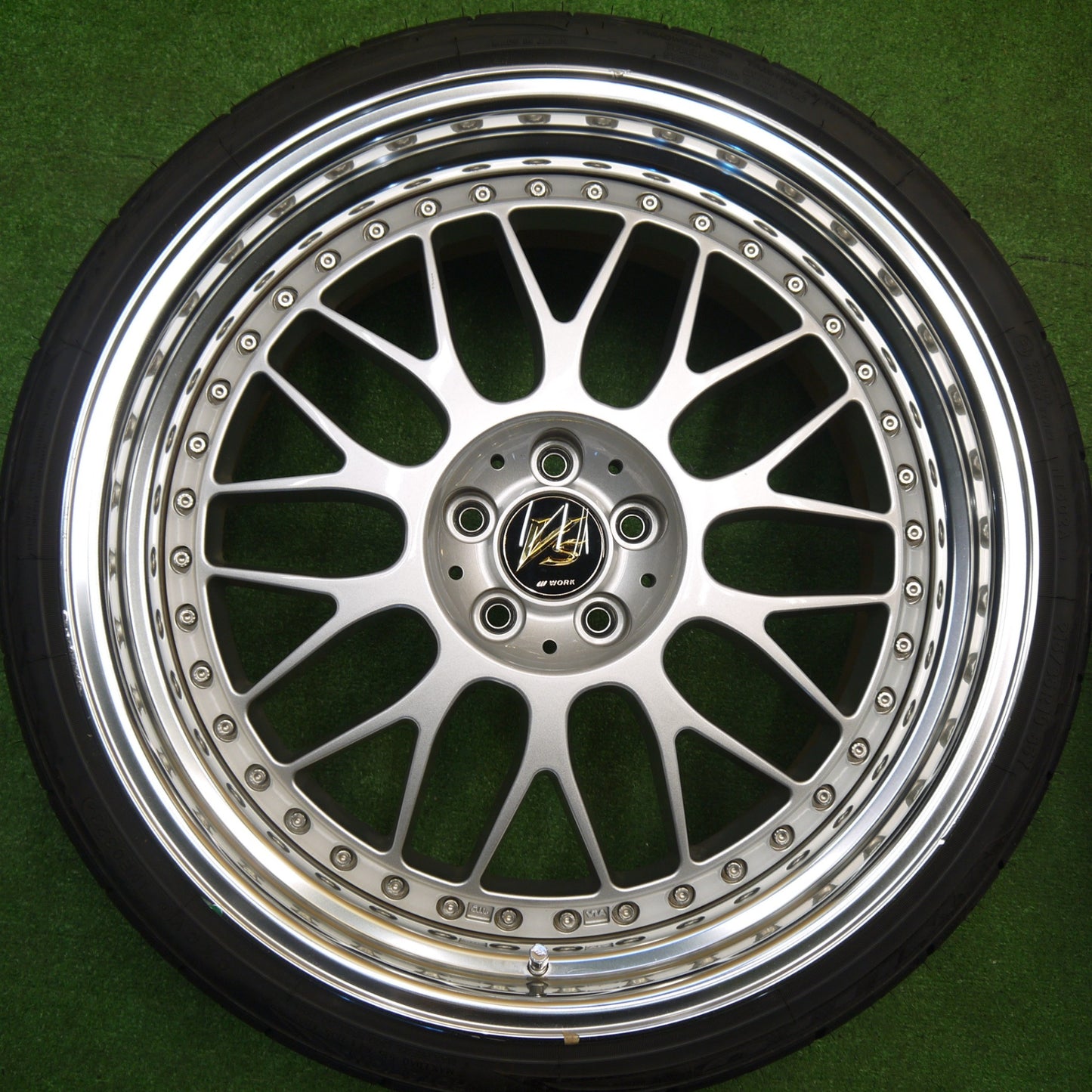4本価格！23年★プリウス 等 WORK VS XXSR 215/35R19 ニットー NT555 G2 ワーク 19インチ PCD100/5H★5111103Hノ