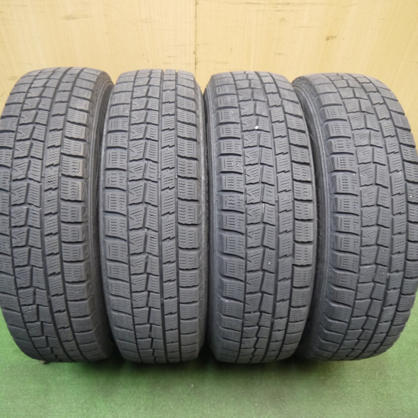 キレイ★ワーゲン up! 等 165/70R14 スタッドレス ダンロップ ウインターマックス WM01 CWORKS MS-1 C-Works シーワークス 14インチ PCD100/4H★6030907Hス