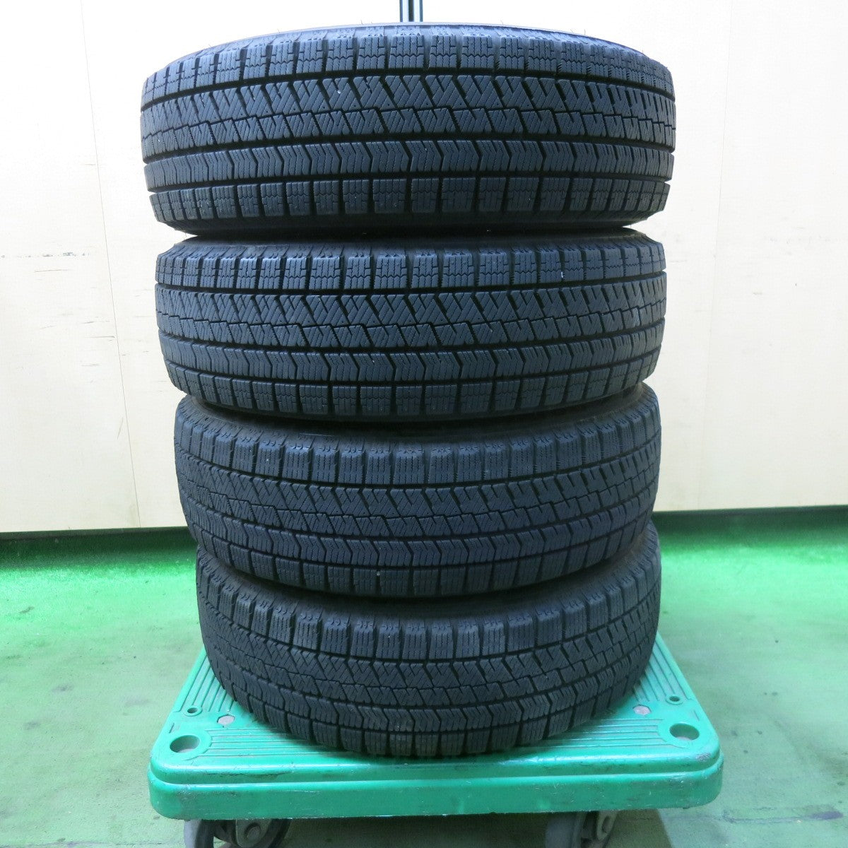 バリ溝！23年！9分★スタッドレス 165/65R14 ブリヂストン ブリザック VRX2 JOKER ジョーカー 14インチ ソリオ ハスラー 等 PCD100/4H★5102201SKス