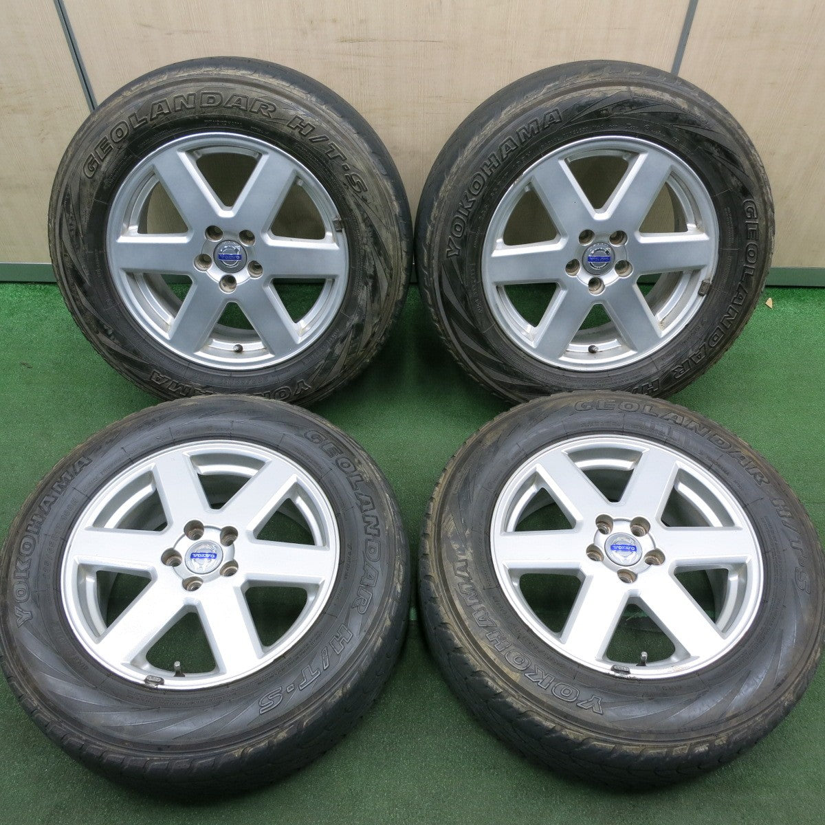 *送料無料* 4本価格★ボルボ XC90 純正 235/65R17 ヨコハマ ジオランダー H/T-S 17インチ PCD108/5H★4050503HAノ