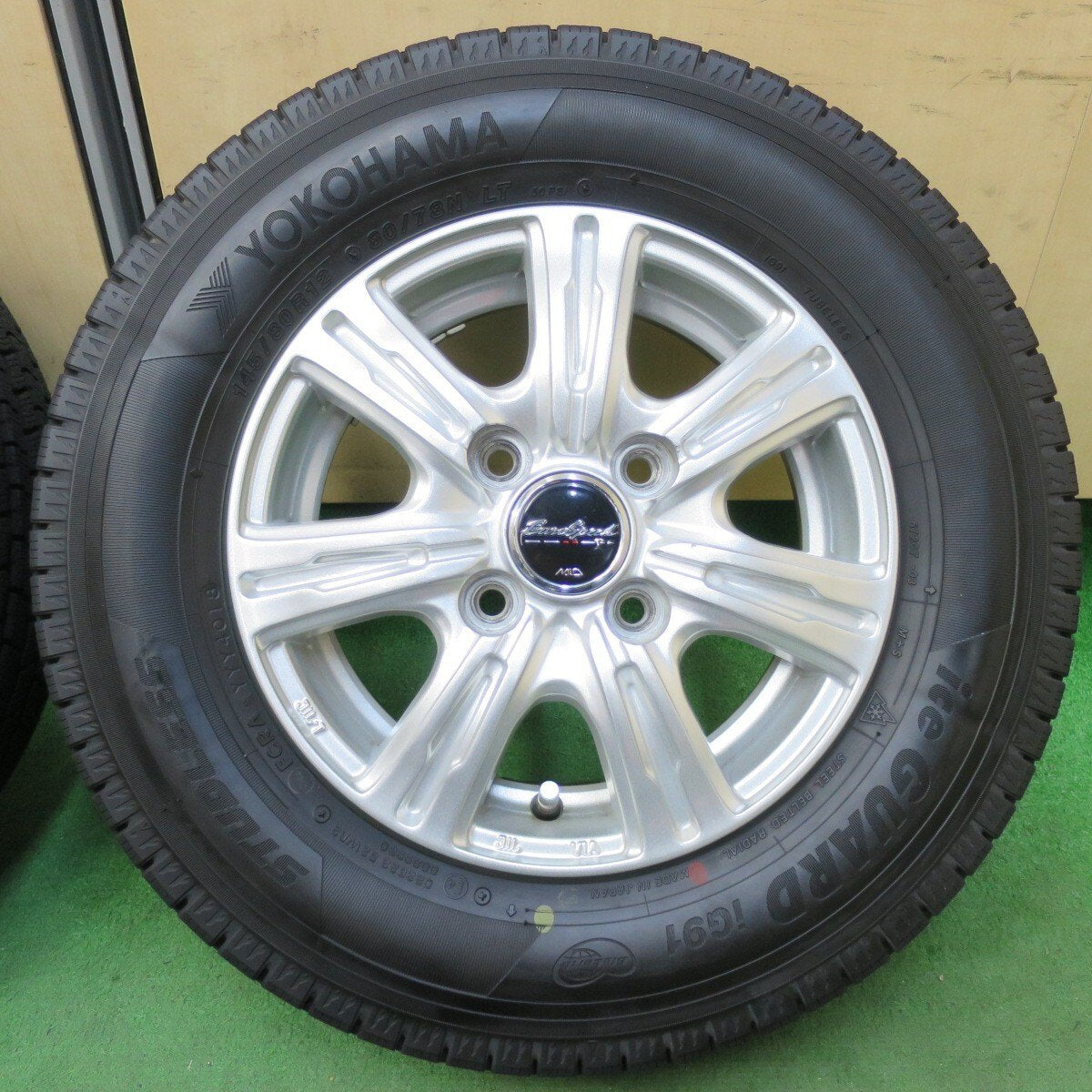 バリ溝！キレイ！9.5分★スタッドレス 145/80R12 80/78N ヨコハマ アイスガード iG91 EuroSpeed MiD ユーロスピード 12インチ PCD100/4H★5013120イス