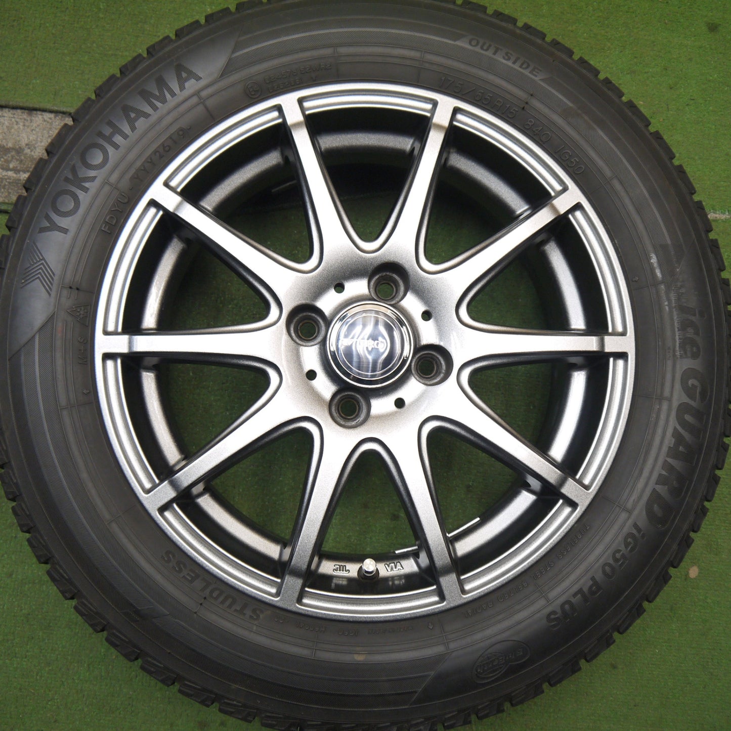 バリ溝！キレイ！8.5分★スタッドレス 175/65R15 ヨコハマ アイスガード iG50 プラス TIRO 15インチ PCD100/4H★5091007Hス
