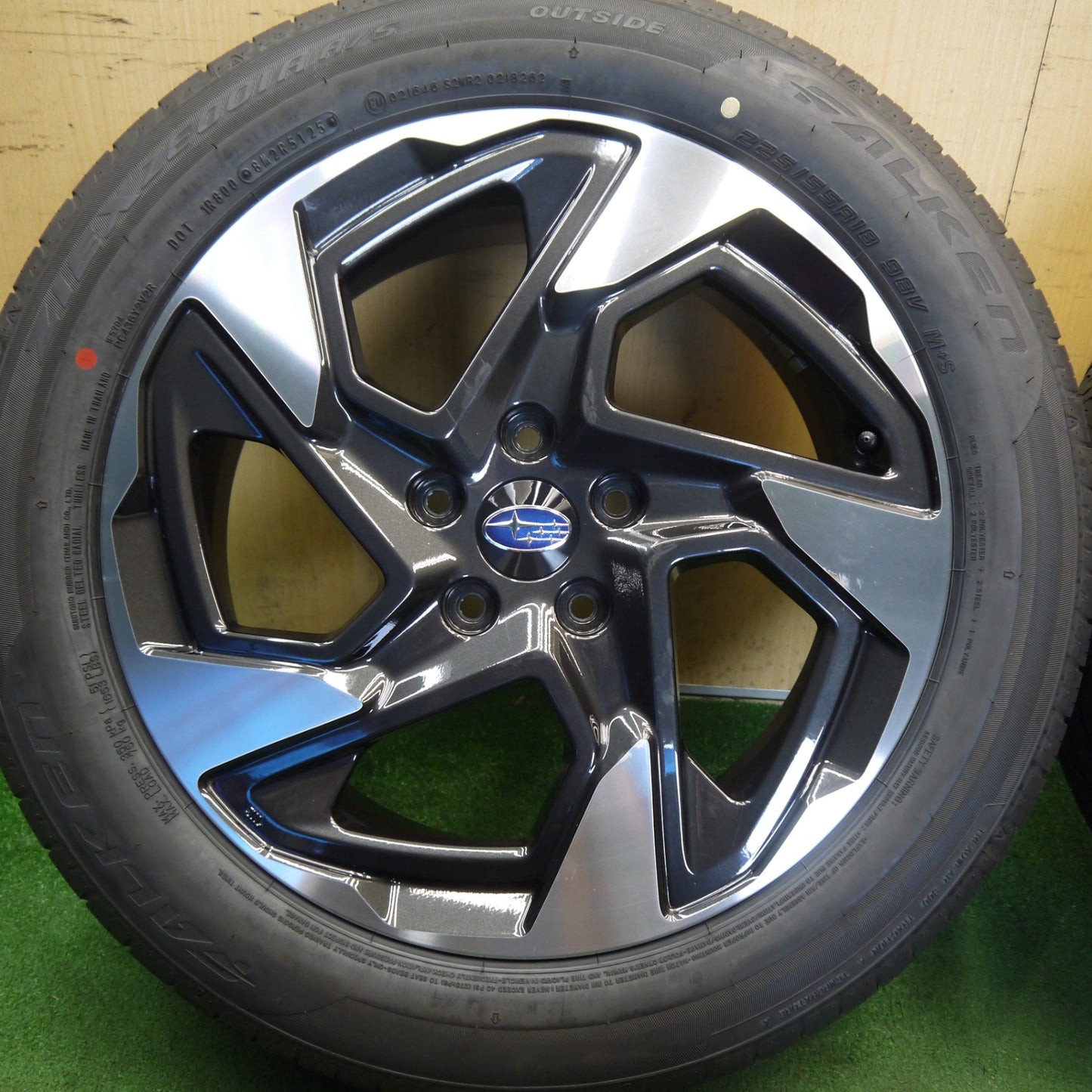 新車外し！25年★スバル クロストレック 純正 225/55R18 ファルケン ZIEX ZE001A A/S 18インチ PCD114.3/5H★6060907Hノ