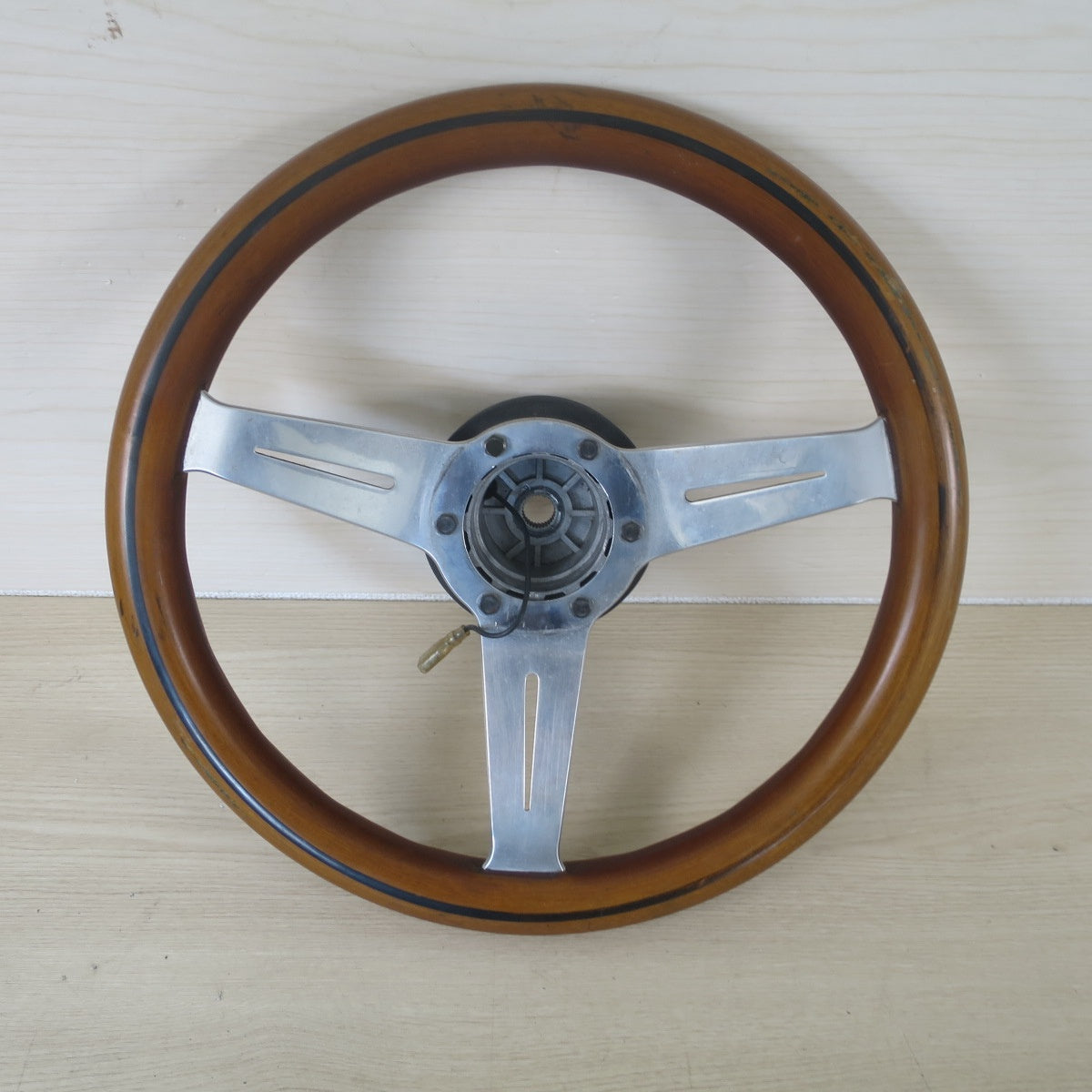 ☆旧車 NARDI ナルディ ステアリング ハンドル 型式 不明 カー パーツ☆