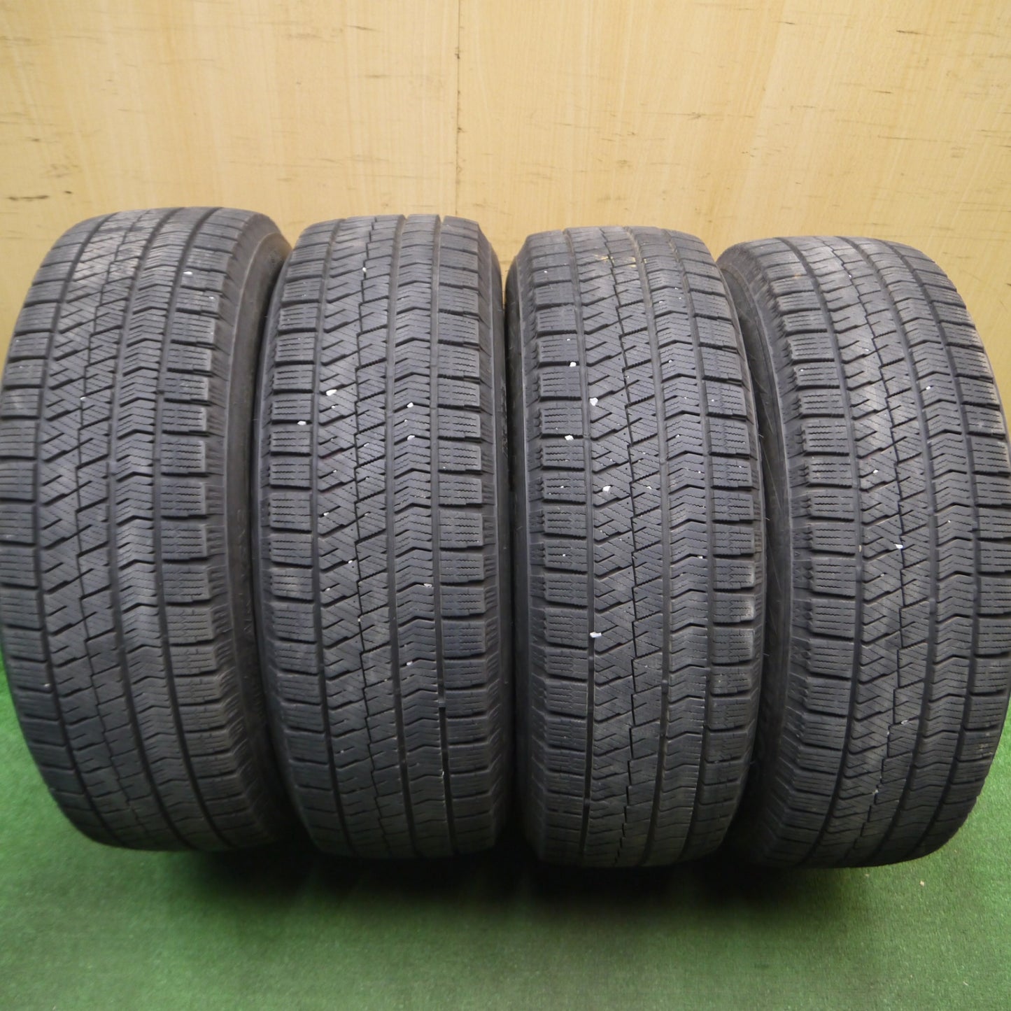 [送料無料] バリ溝！8.5分★トヨタ 30系 プリウス 純正 195/65R15 スタッドレス ブリヂストン ブリザック VRX2 15インチ PCD100/5H★5012707Hス