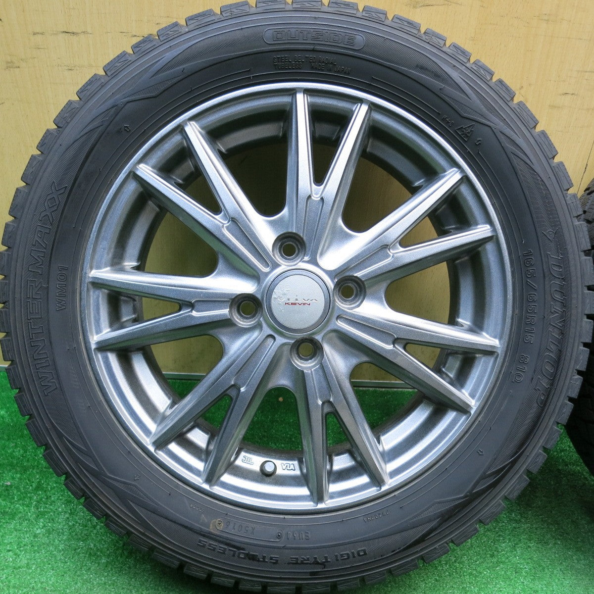 バリ溝！8.5分★スタッドレス 165/65R15 ダンロップ ウインターマックス WM01 VELVA KEVIN ヴェルヴァ ケヴィン 軽サイズ タフト ハスラー 等 PCD100/4H★5121812HAス