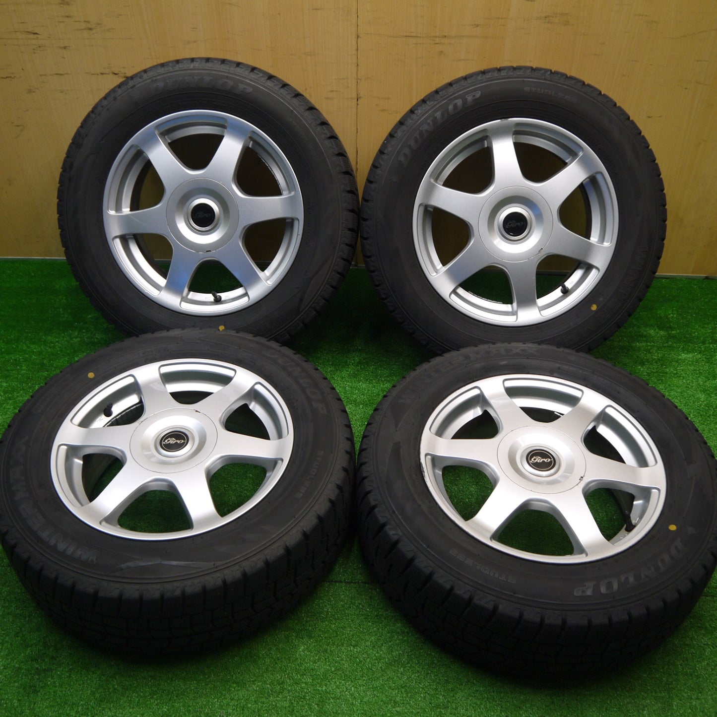 バリ溝！9.5分★スタッドレス 195/65R15 ダンロップ ウインターマックス WM02 giro ギロ 15インチ PCD100 114.3/5H マルチ★5101506Hス