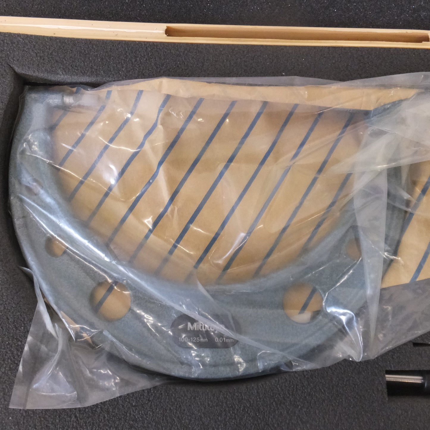 ★ミツトヨ Mitutoyo 直進式ブレードマイクロメータ 122-105 BLM-125 100-125mm 0.01mm★ [送料無料]