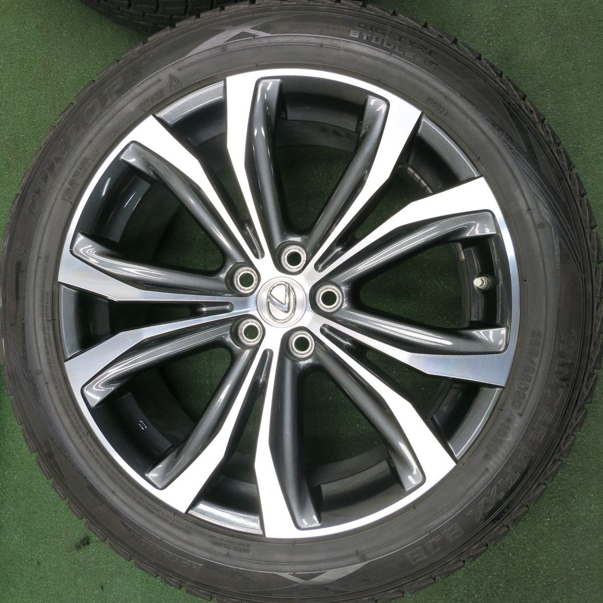 *送料無料* センサー付！バリ溝！9分★レクサス RX450h バージョンL 純正 235/55R20 スタッドレス ダンロップ ウインターマックス SJ8 PCD114.3/5H★4050507HAス