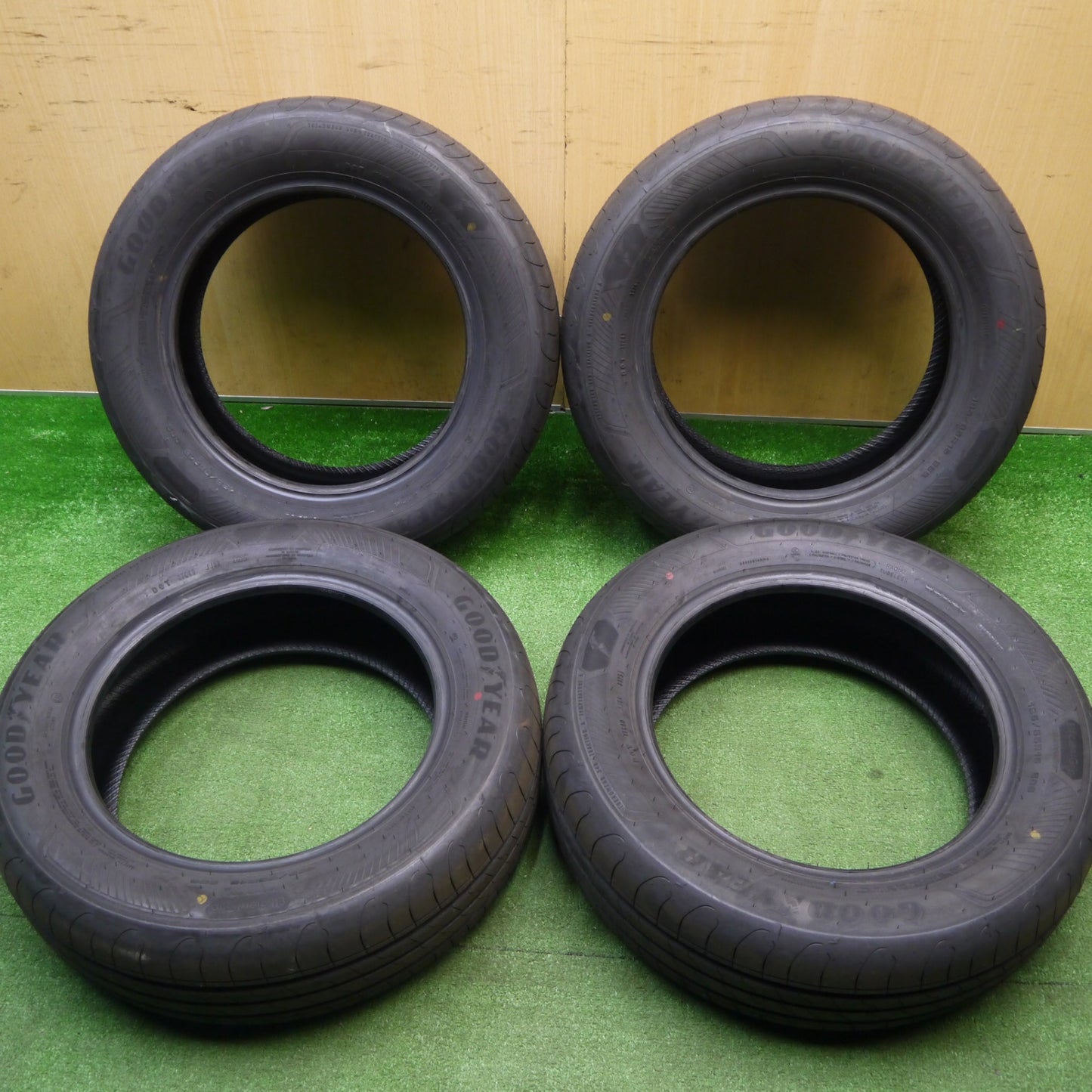 新車外し！25年★185/65R15 グッドイヤー EfficientGrip Performance2 タイヤ 15インチ アクア フリード プリウス 等★5120205Hノタ