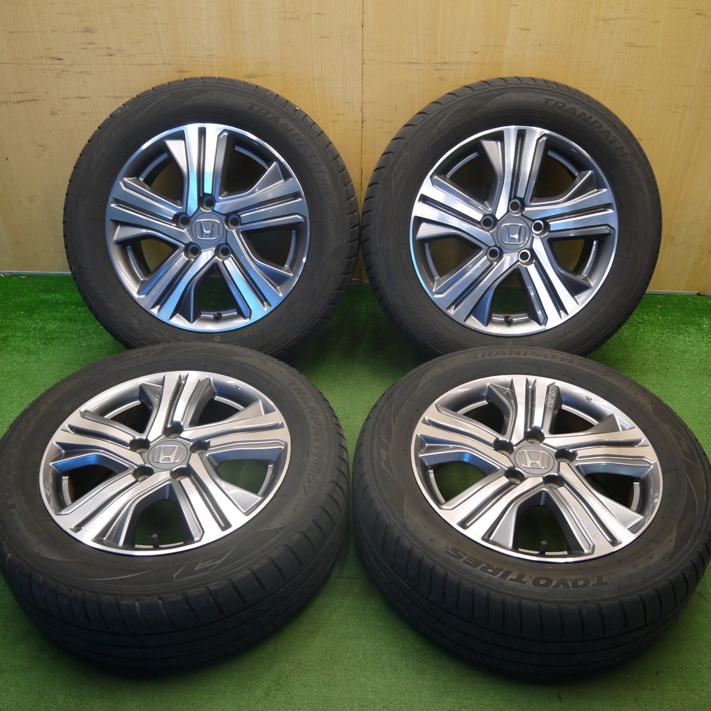 バリ溝！23年！9.5分★ホンダ ステップワゴン スパーダ 純正 205/60R16 トーヨー トランパス MP7 16インチ PCD114.3/5H★6040605Hノ