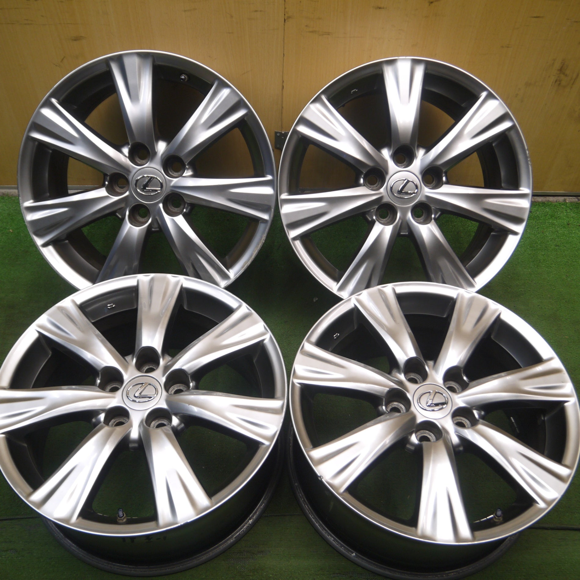 送料無料* 4本価格☆レクサス GS 純正 ホイール 17インチ 17×7.5J