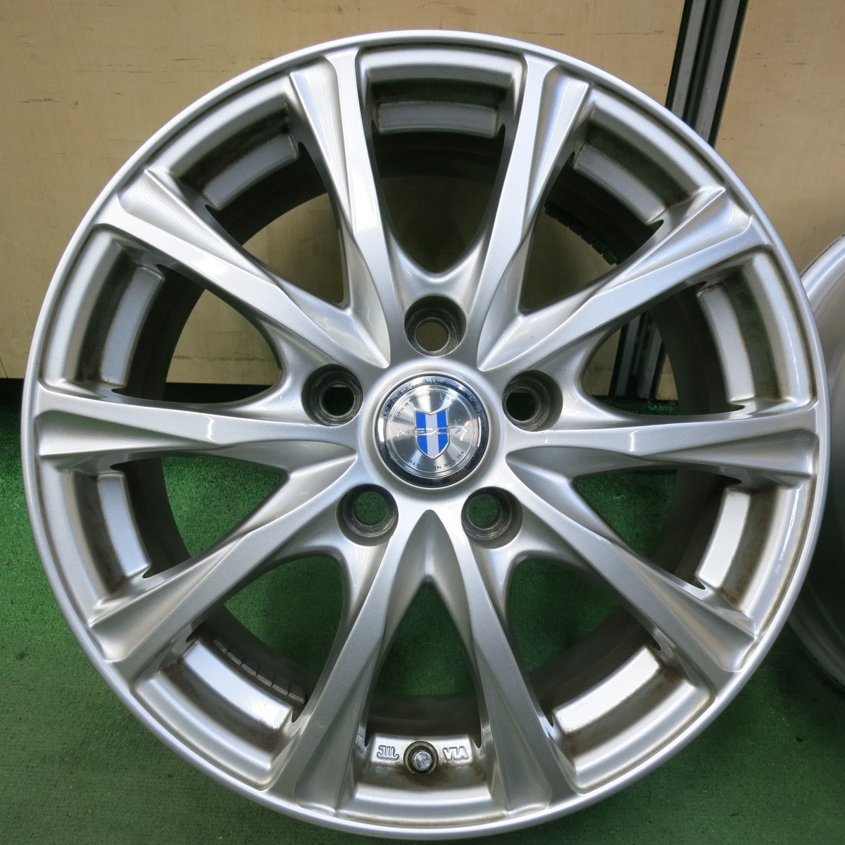 ★美品 ほぼ未走行】 Weds JOKER 16インチ　6J+42 PCD100-5H＆175/60R16 ダンロップ WINTTER MAXX WM01 冬タイヤ4本　ラクティス　トレジア 2025年最新Yahoo!オークション -ウェッズ ジョーカー ホイール(16