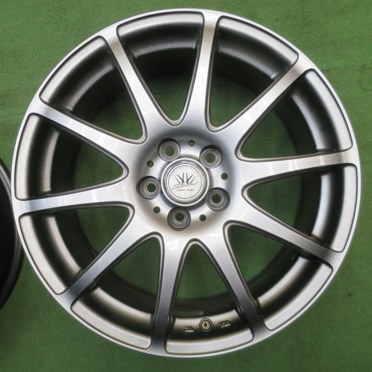 4本価格★LOXARNY SPORT BADX 17インチ ホイール ロクサーニ スポーツ 17×7J PCD100/5H★6042701NJホ